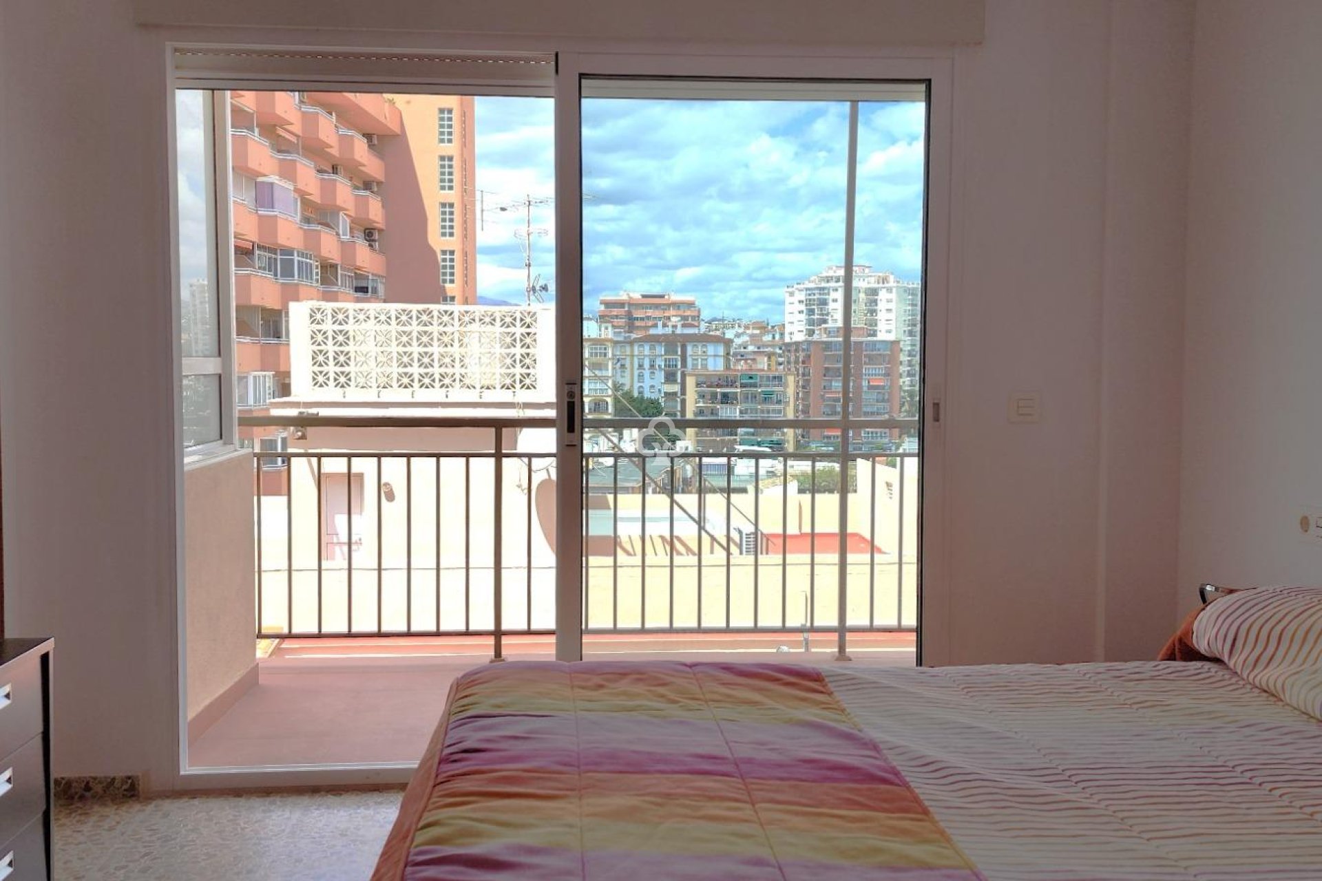 Resale - Apartament -
Fuengirola - Playa de los Boliches