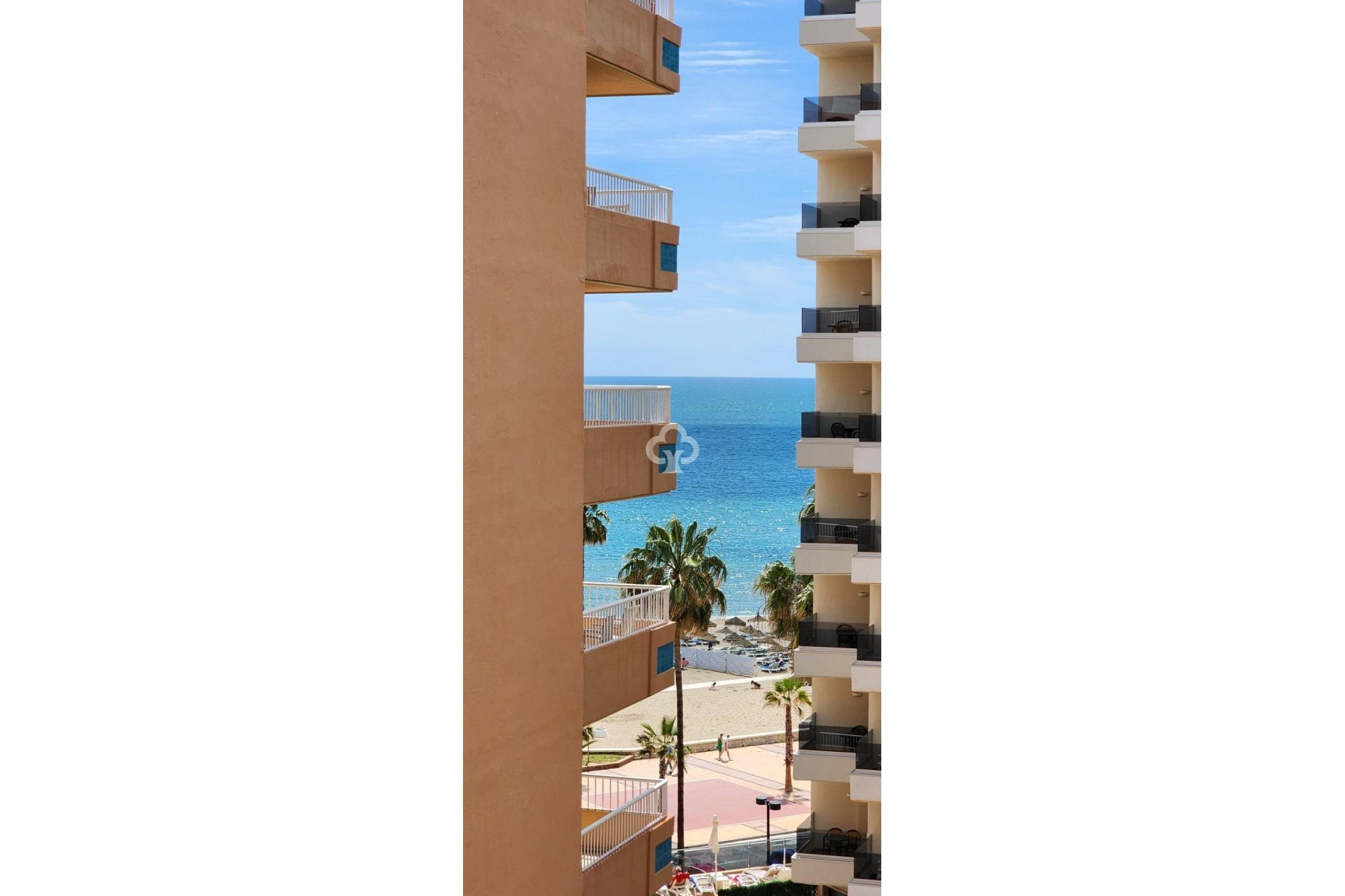 Resale - Apartament -
Fuengirola - Playa de los Boliches