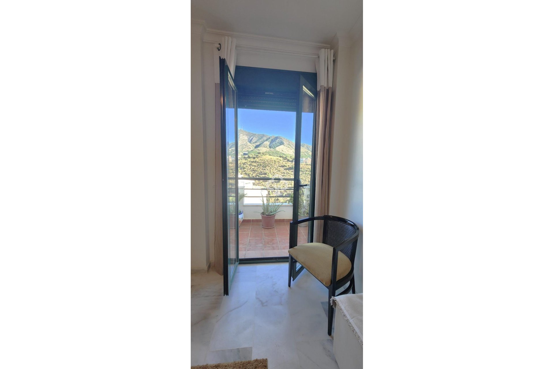 Resale - Apartament -
Fuengirola - Torreblanca del Sol