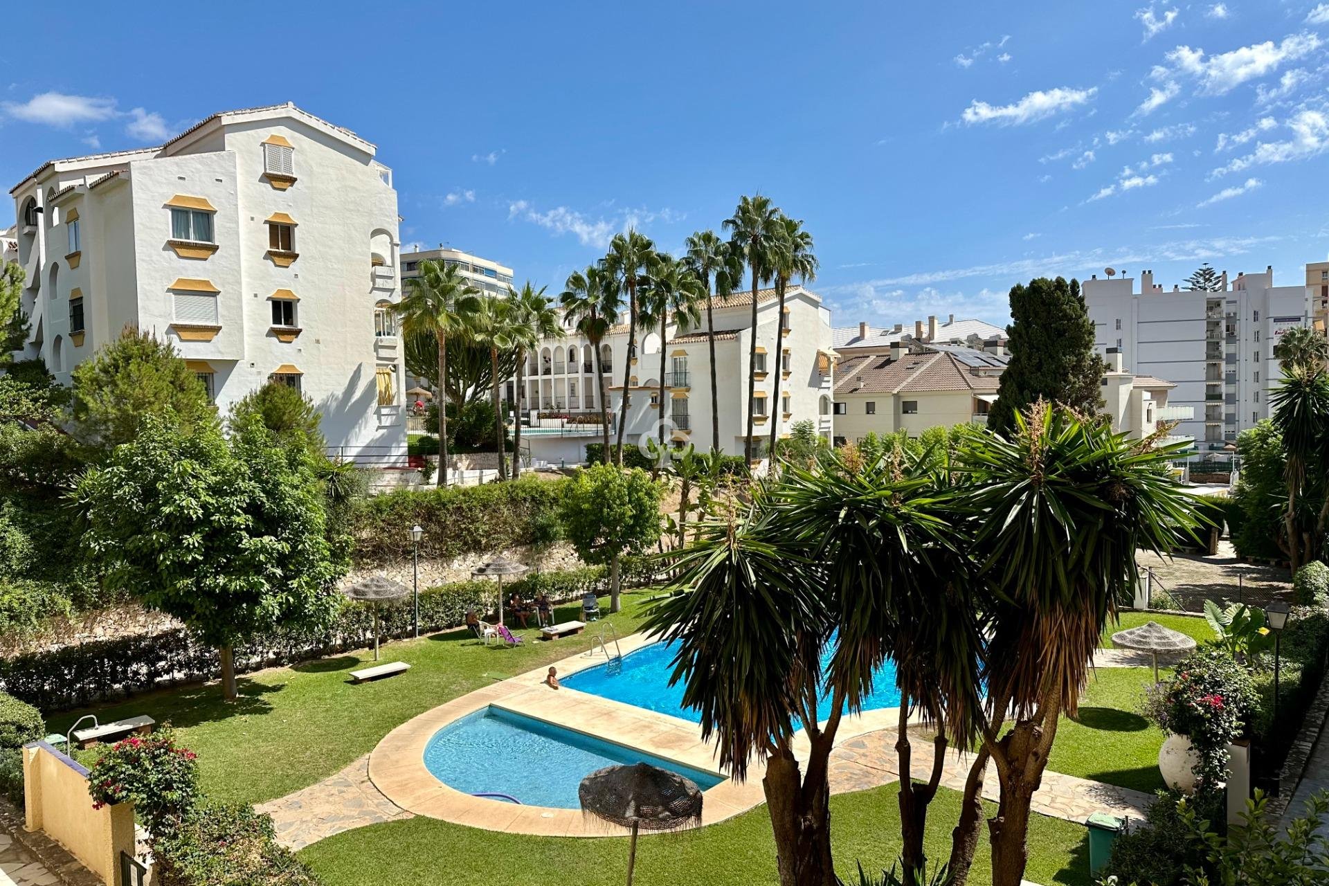 Resale - Apartament -
Fuengirola - Torreblanca del Sol