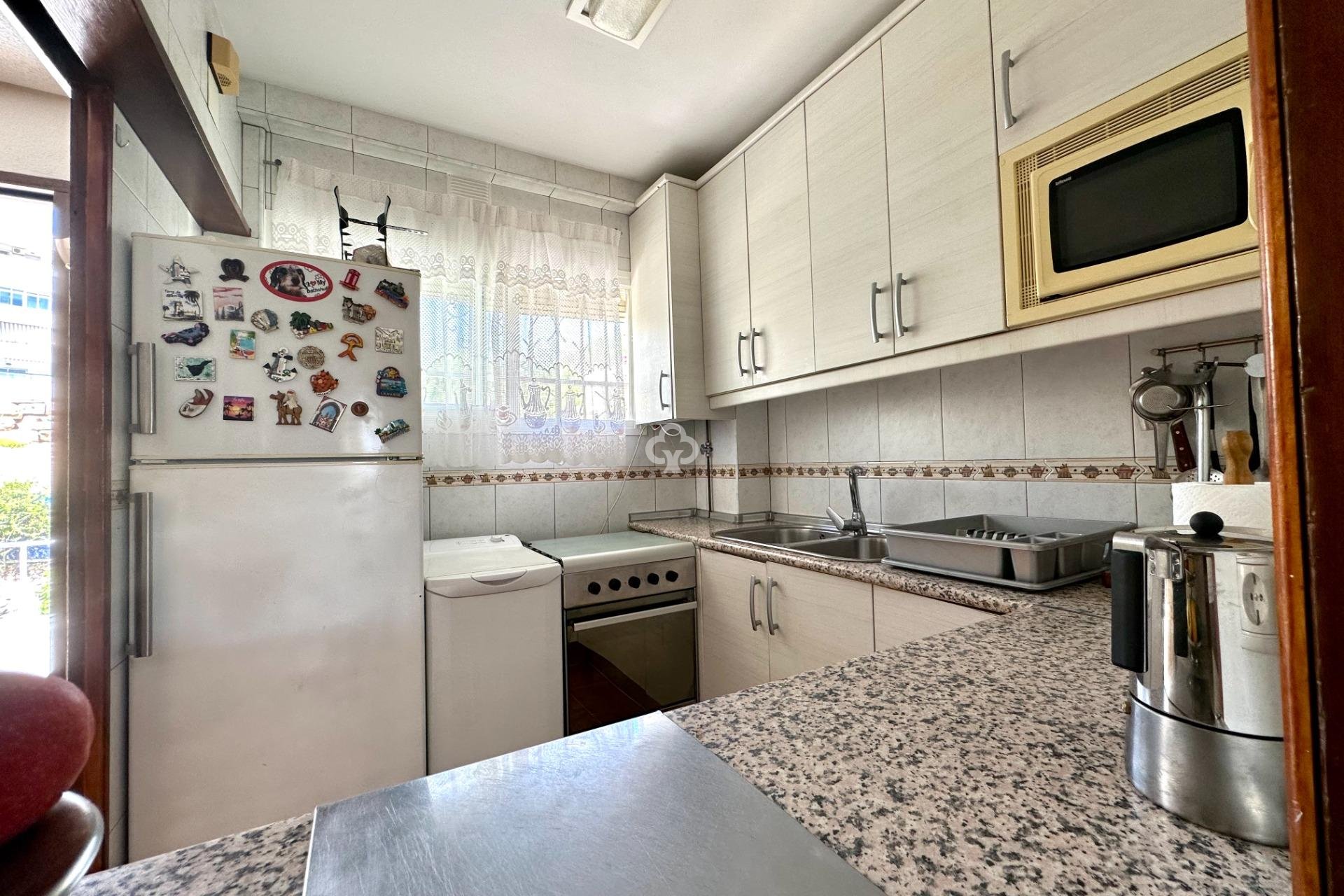 Resale - Apartament -
Fuengirola - Torreblanca del Sol