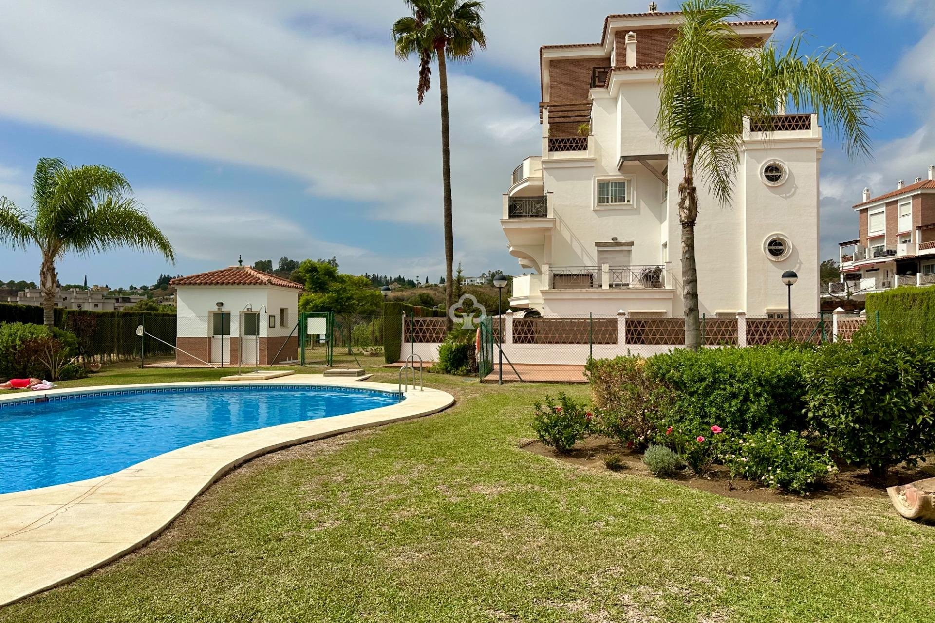 Resale - Apartament -
Mijas - El Lagarejo