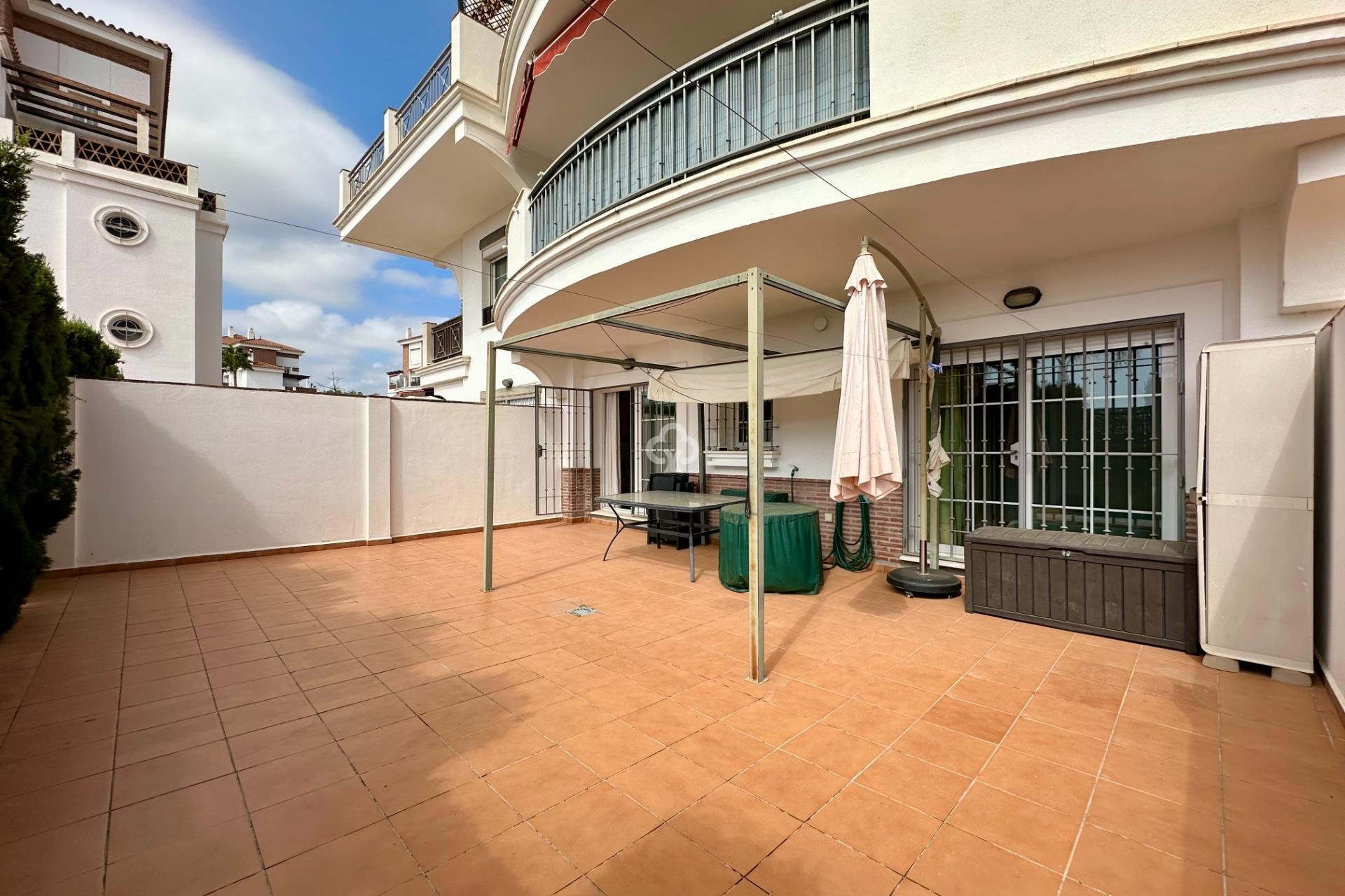 Resale - Apartament -
Mijas - El Lagarejo