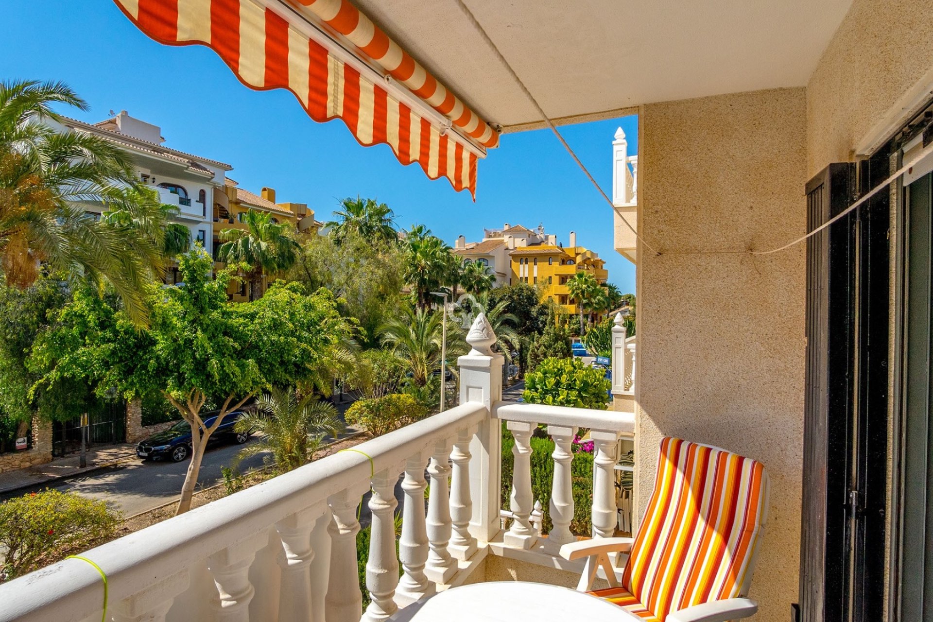 Resale - Apartament -
Orihuela Costa - Punta Prima