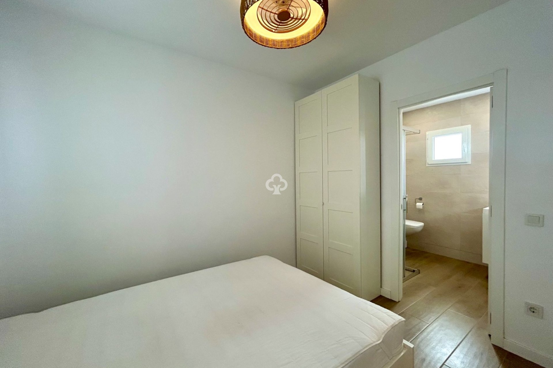 Resale - Apartament -
San Miguel de Salinas