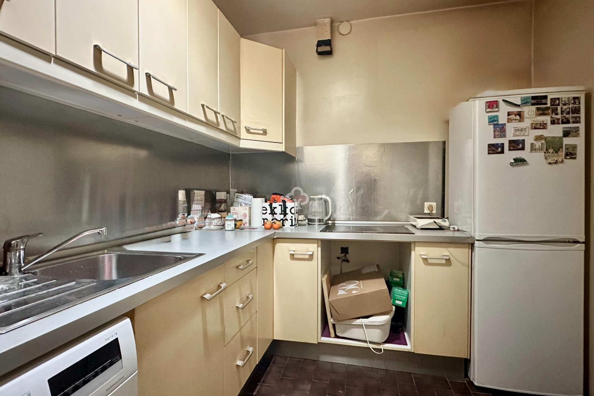 Resale - Apartament -
Torremolinos - Centro