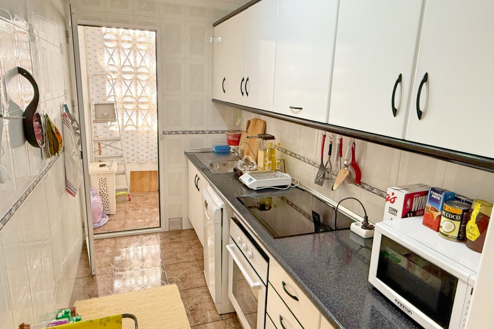 Resale - Apartament -
Torrevieja - El Acequión - Los Náufragos