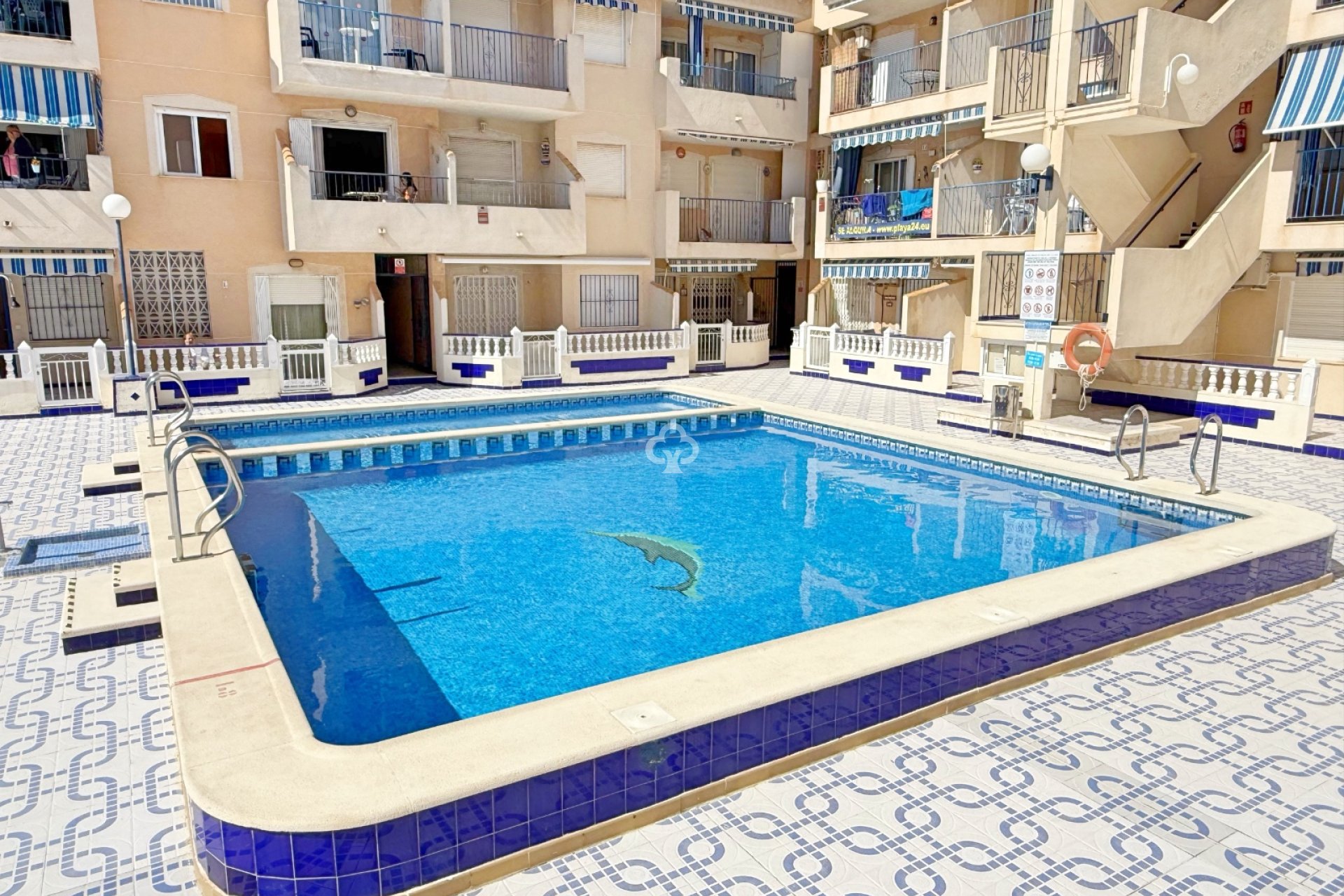 Resale - Apartament -
Torrevieja - El Acequión - Los Náufragos