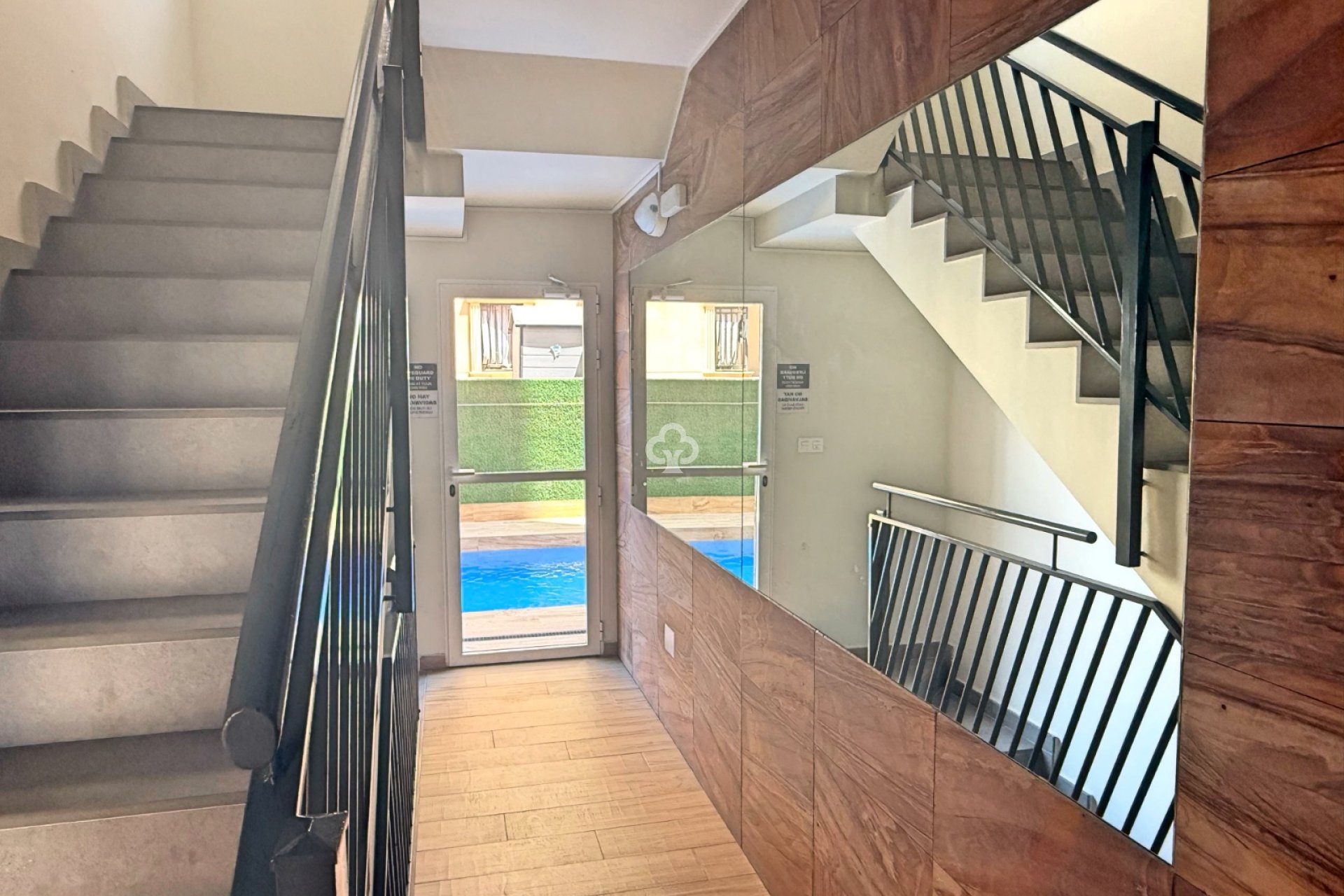 Resale - Apartament -
Torrevieja - Nueva Torrevieja - Aguas Nuevas