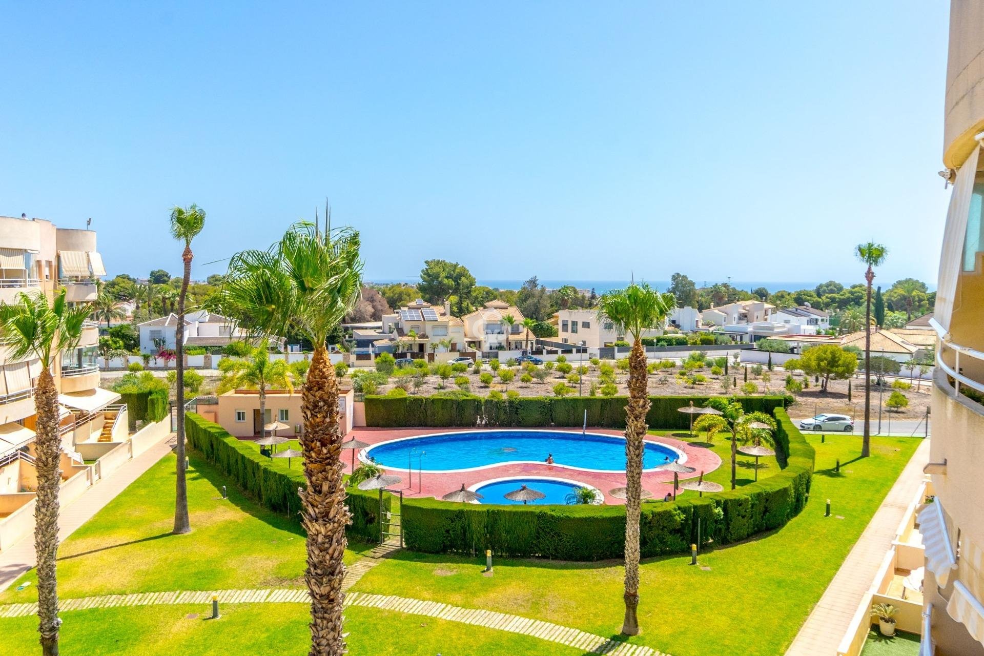 Resale - Apartment -
Dehesa de campoamor - Campoamor
