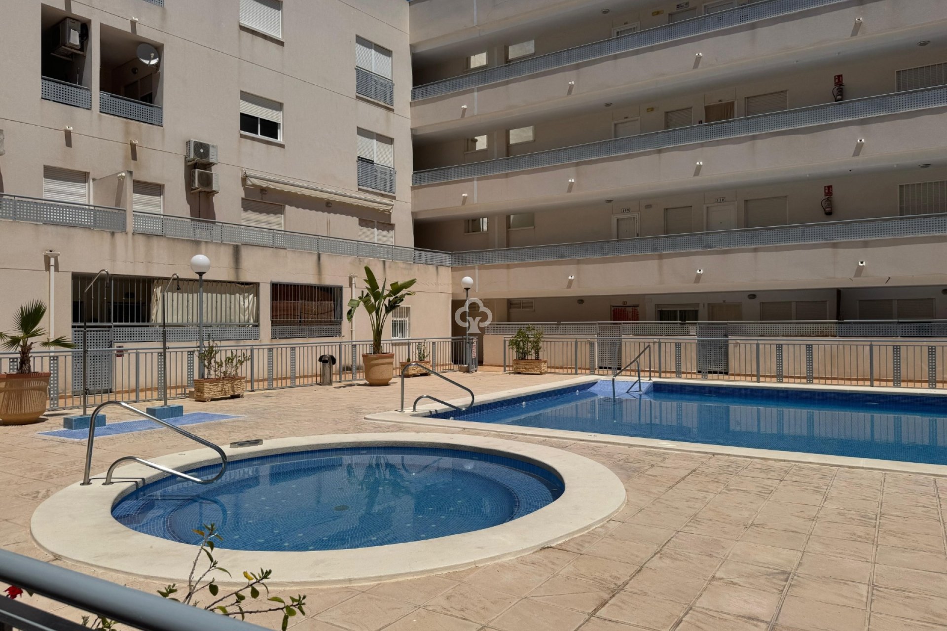 Resale - Apartment / flat -
Almoradí