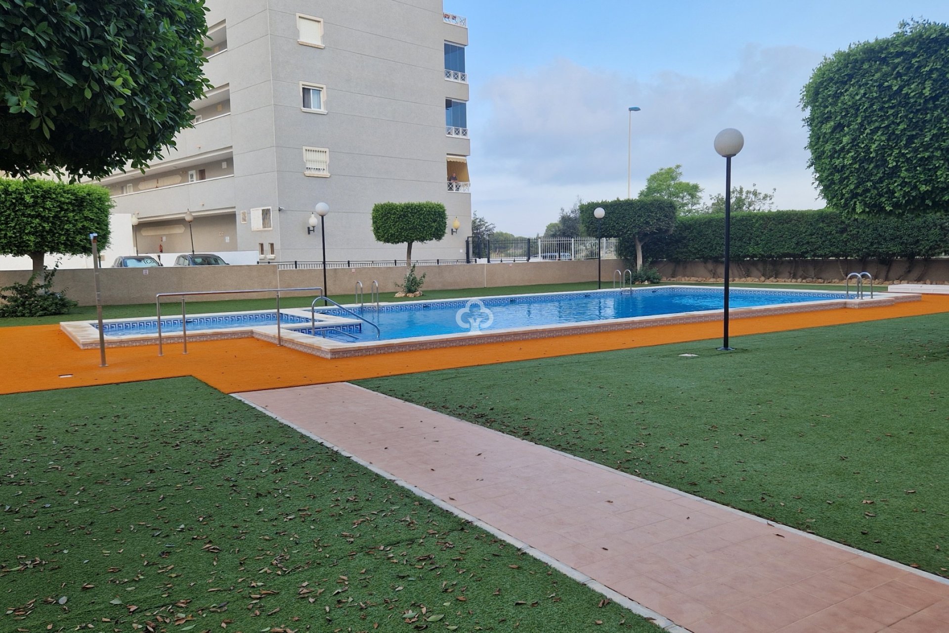 Resale - Apartment / flat -
Guardamar del Segura - Guardamar pueblo