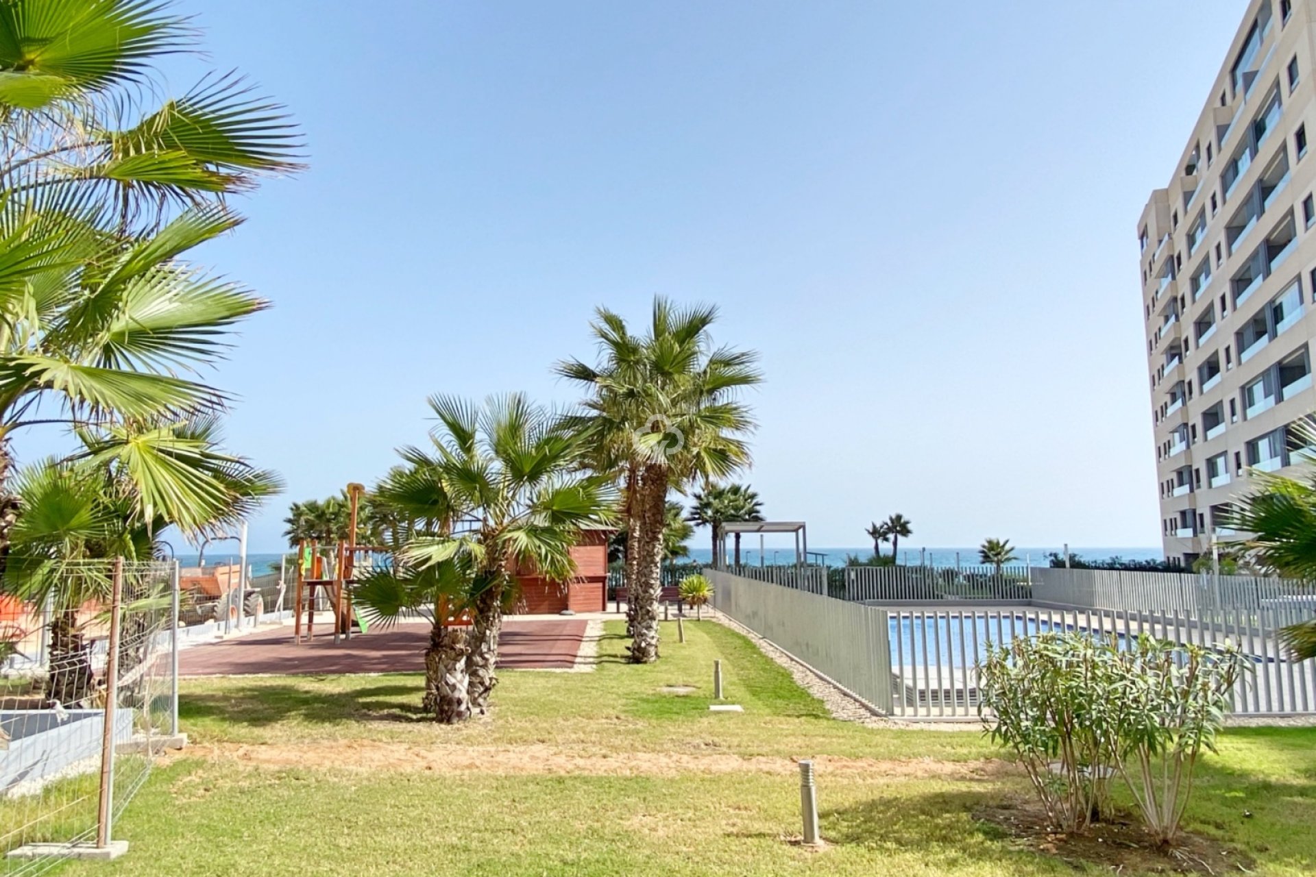 Resale - Apartment / flat -
Orihuela Costa - Punta Prima