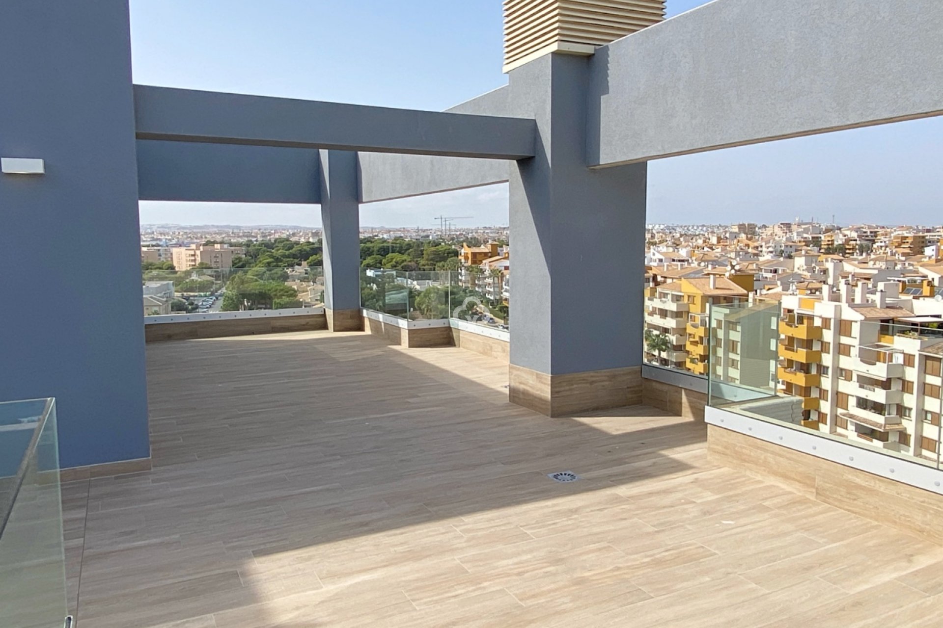 Resale - Apartment / flat -
Orihuela Costa - Punta Prima