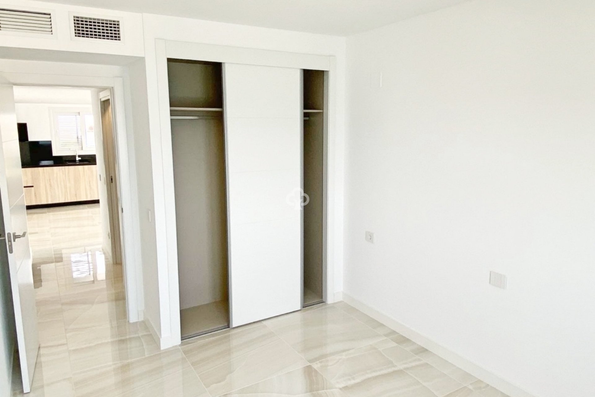 Resale - Apartment / flat -
Orihuela Costa - Punta Prima