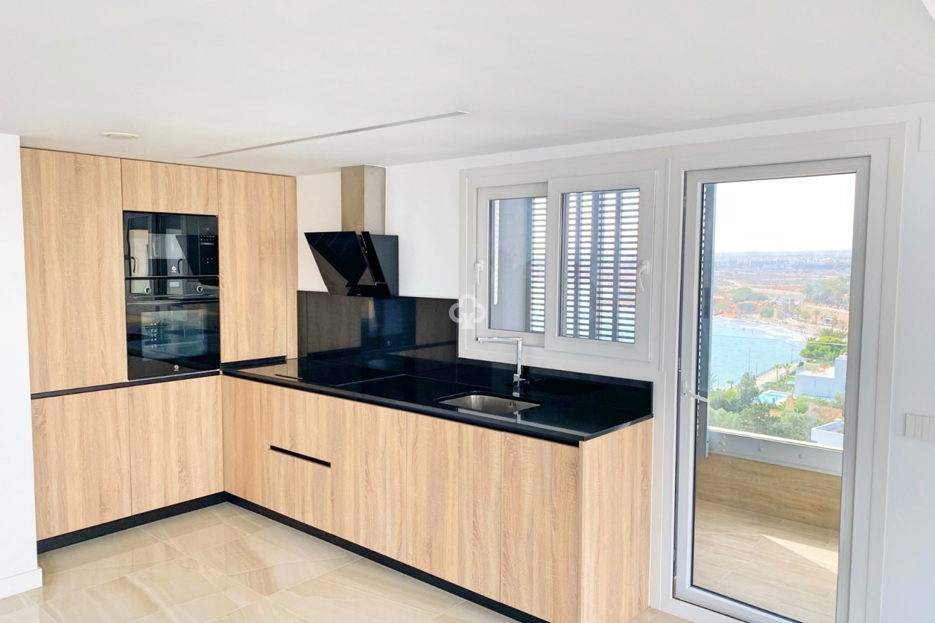 Resale - Apartment / flat -
Orihuela Costa - Punta Prima