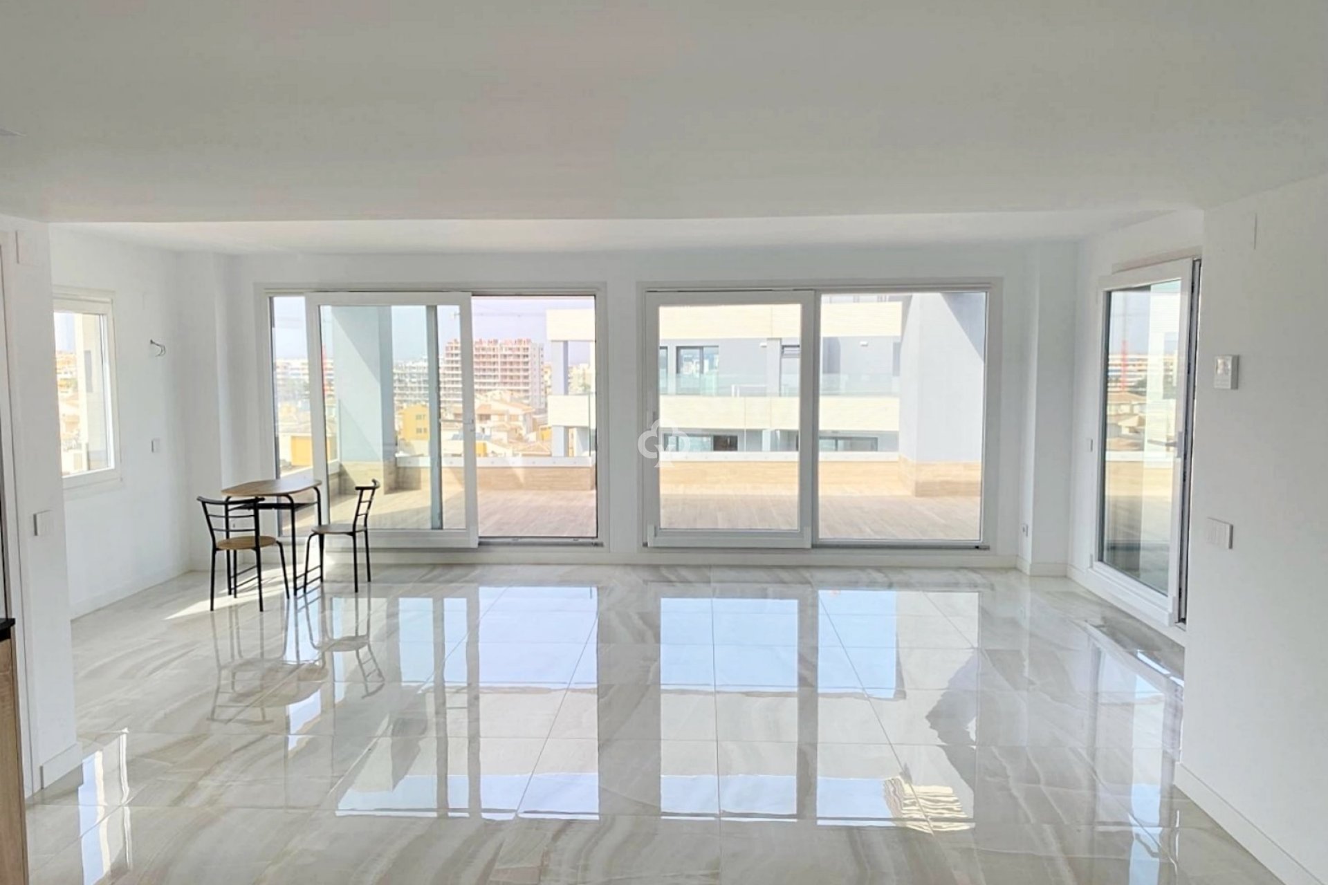 Resale - Apartment / flat -
Orihuela Costa - Punta Prima