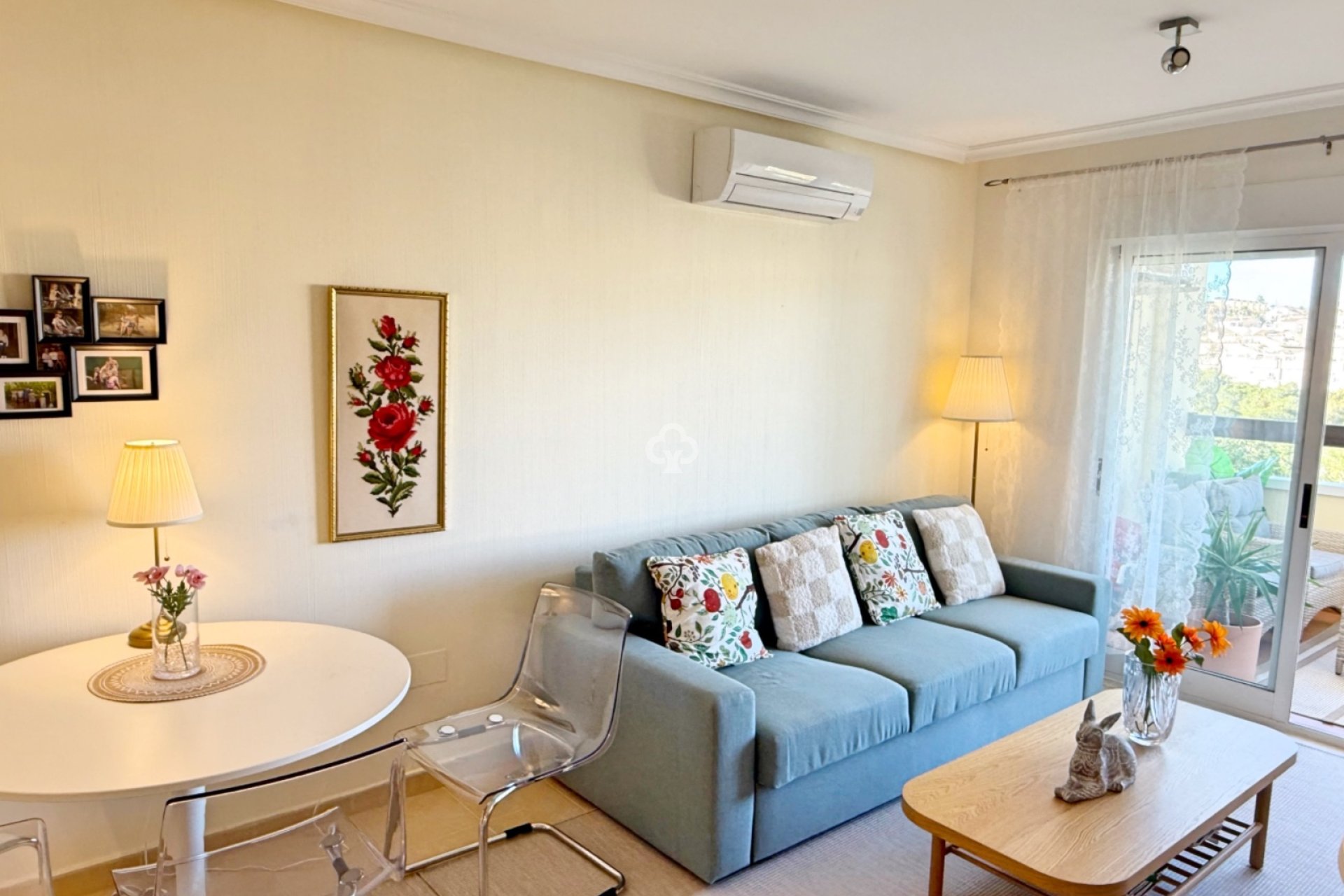 Resale - Apartment / flat -
Orihuela Costa - Villamartín