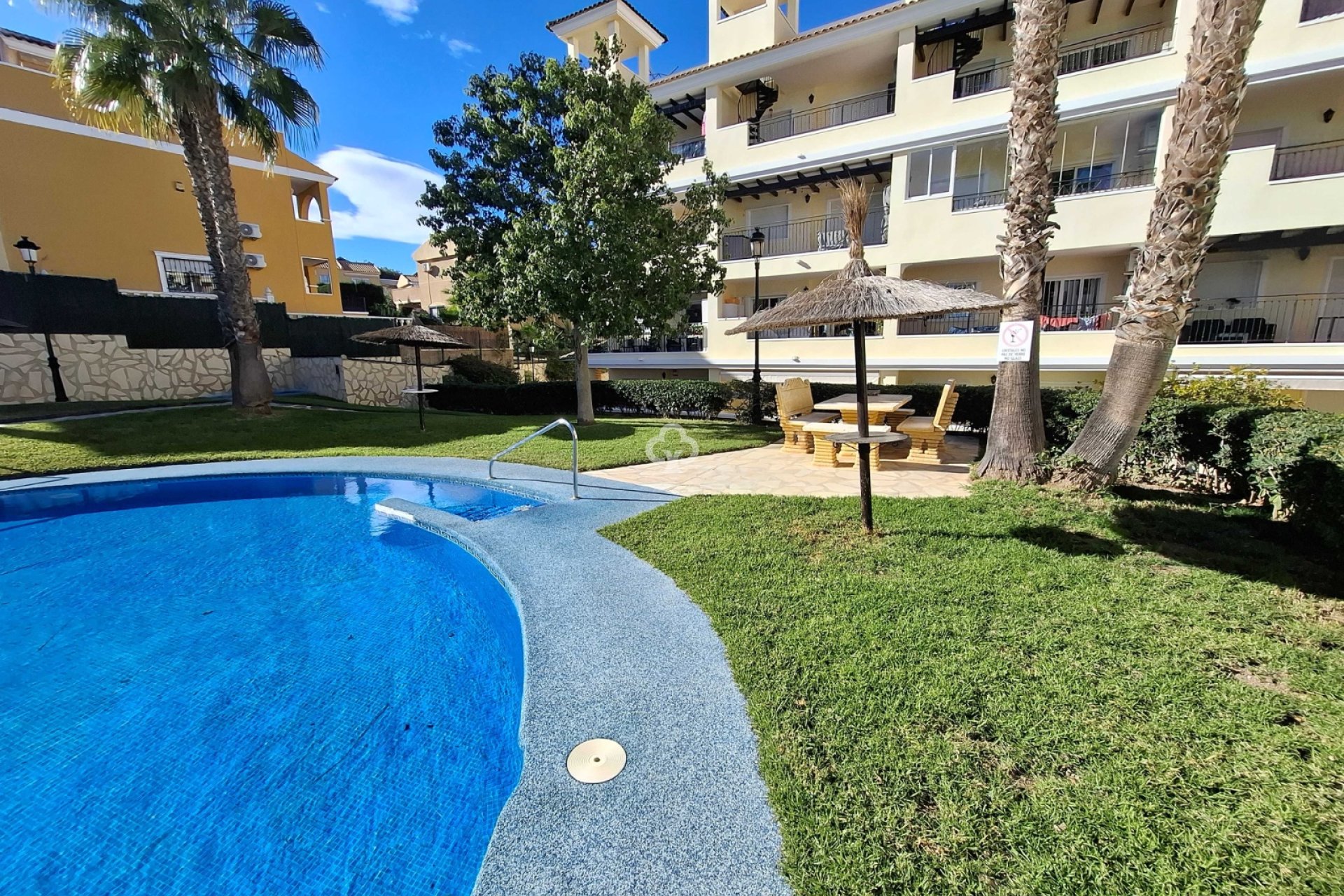 Resale - Apartment / flat -
Orihuela Costa - Villamartín