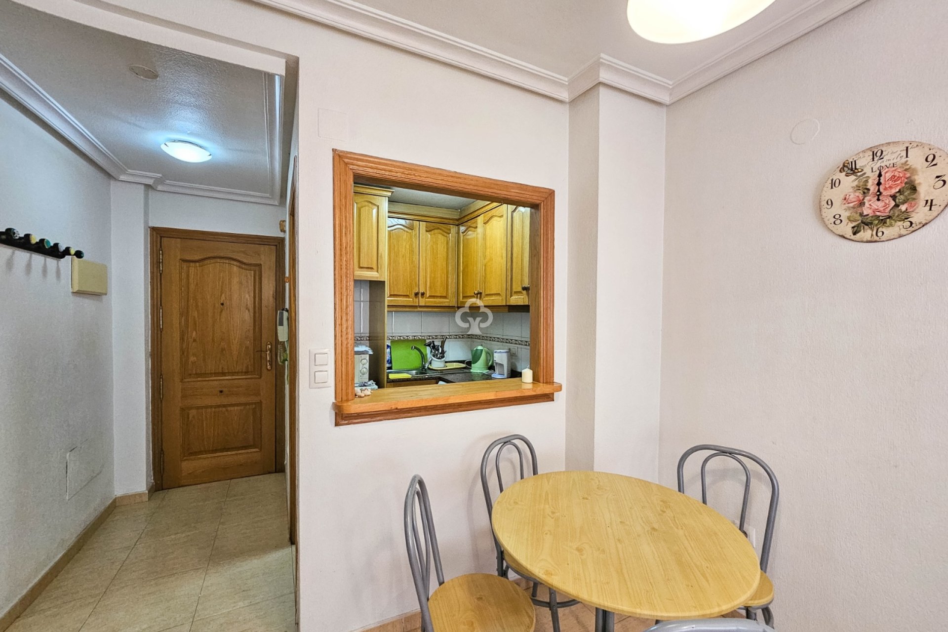 Resale - Apartment / flat -
Torrevieja - Centro