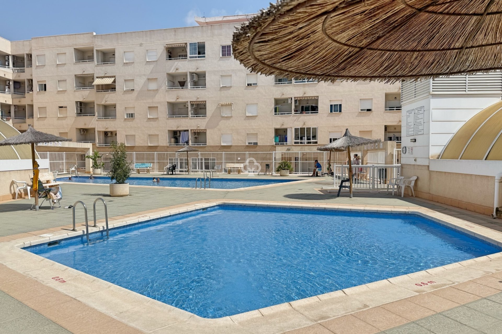 Resale - Apartment / flat -
Torrevieja - Centro