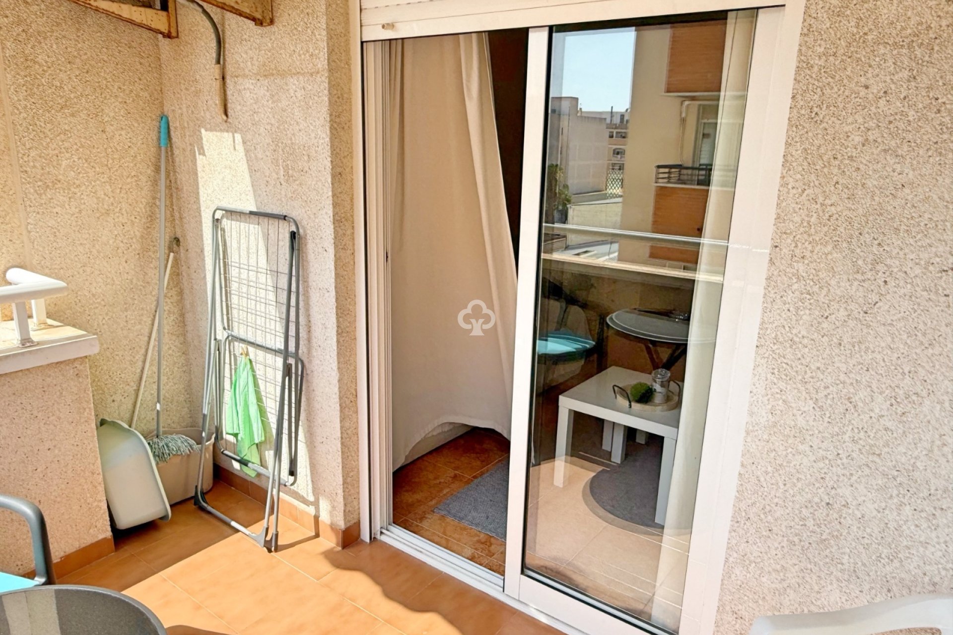 Resale - Apartment / flat -
Torrevieja - Centro