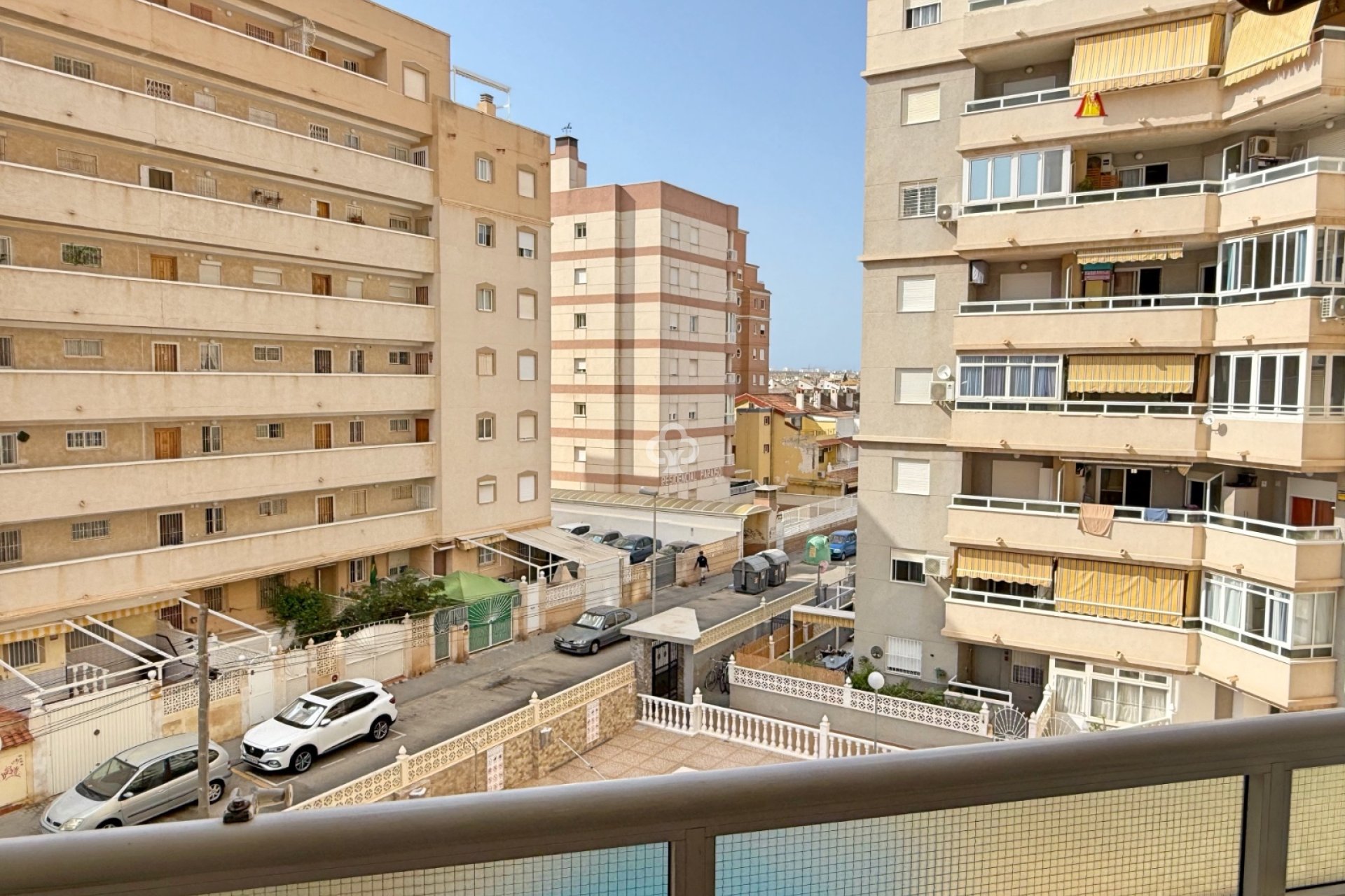 Resale - Apartment / flat -
Torrevieja - Centro