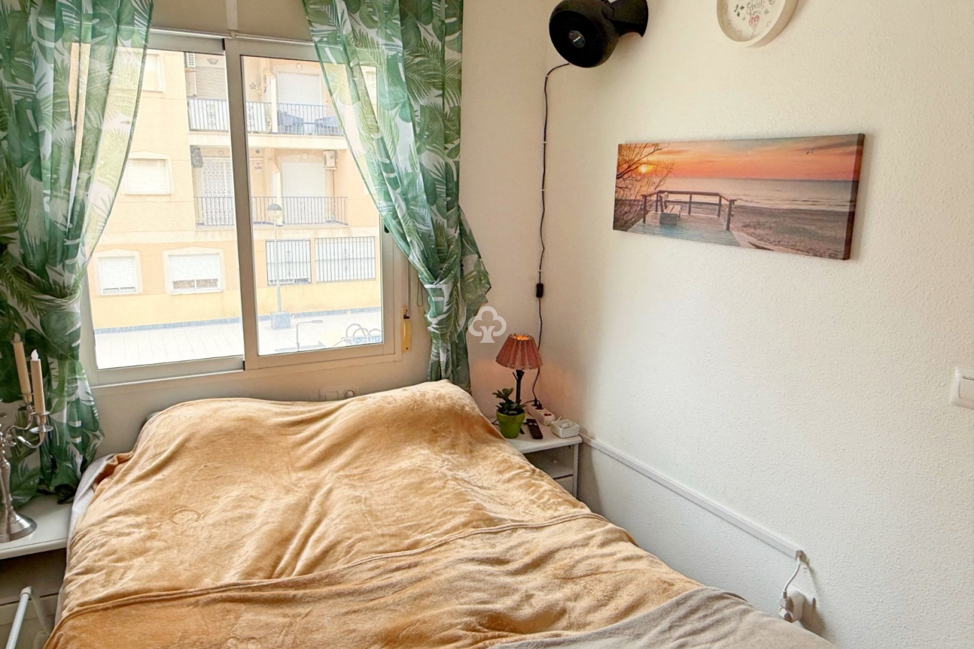 Resale - Apartment / flat -
Torrevieja - El Acequión - Los Náufragos