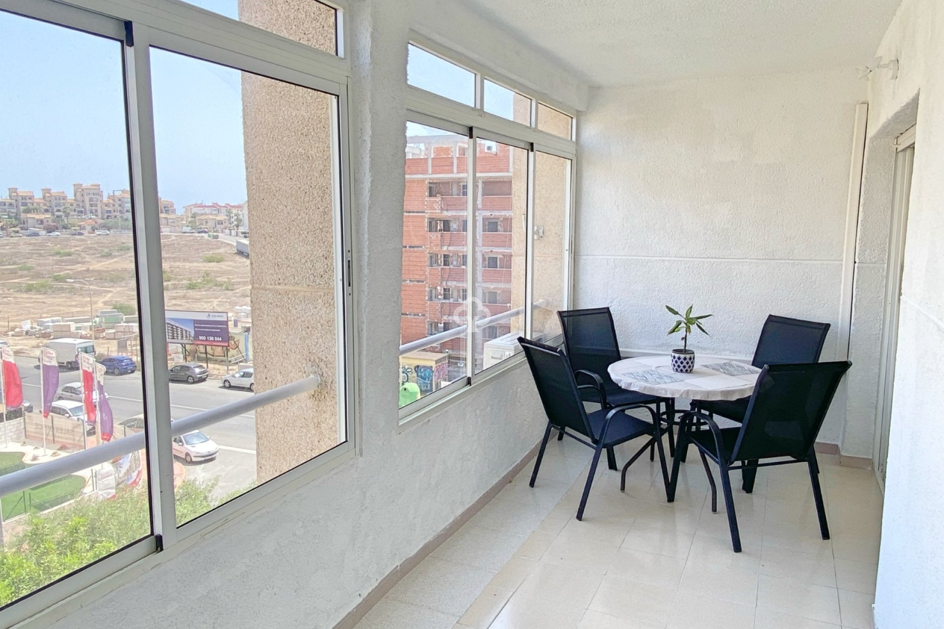 Resale - Apartment / flat -
Torrevieja - Nueva Torrevieja - Aguas Nuevas