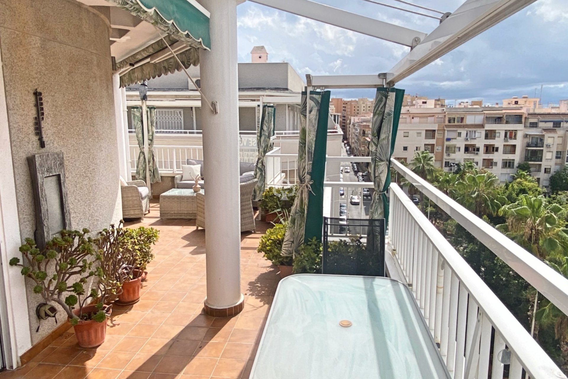 Resale - Apartment / flat -
Torrevieja - Playa del Cura