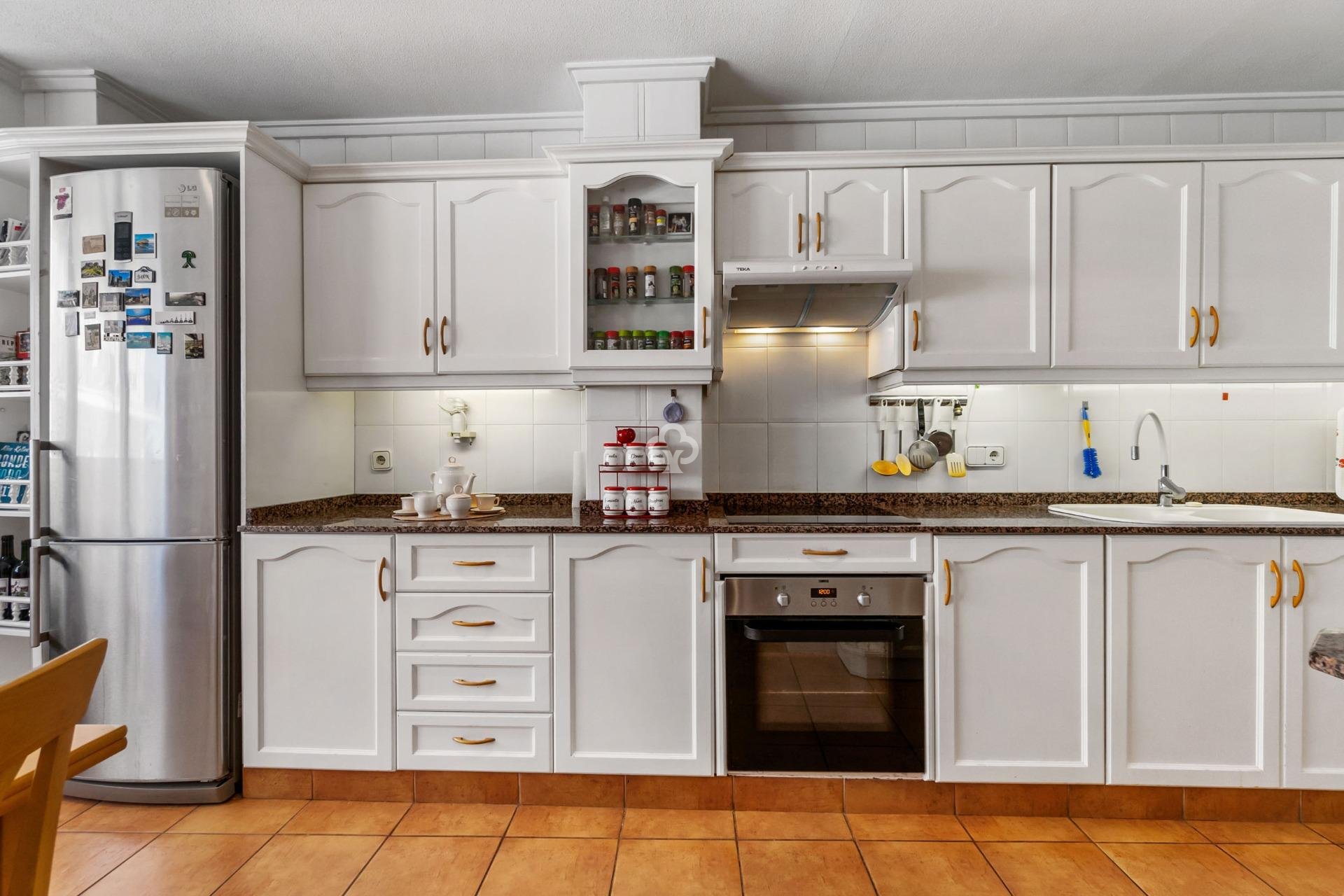 Resale - Apartment -
Torrevieja - Centro - Muelle Pesquero