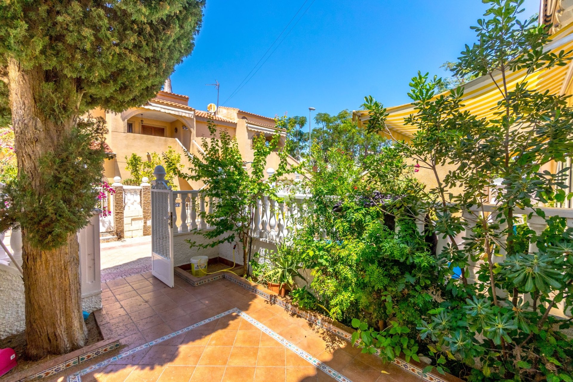 Resale - Bungalow -
Mil Palmeras