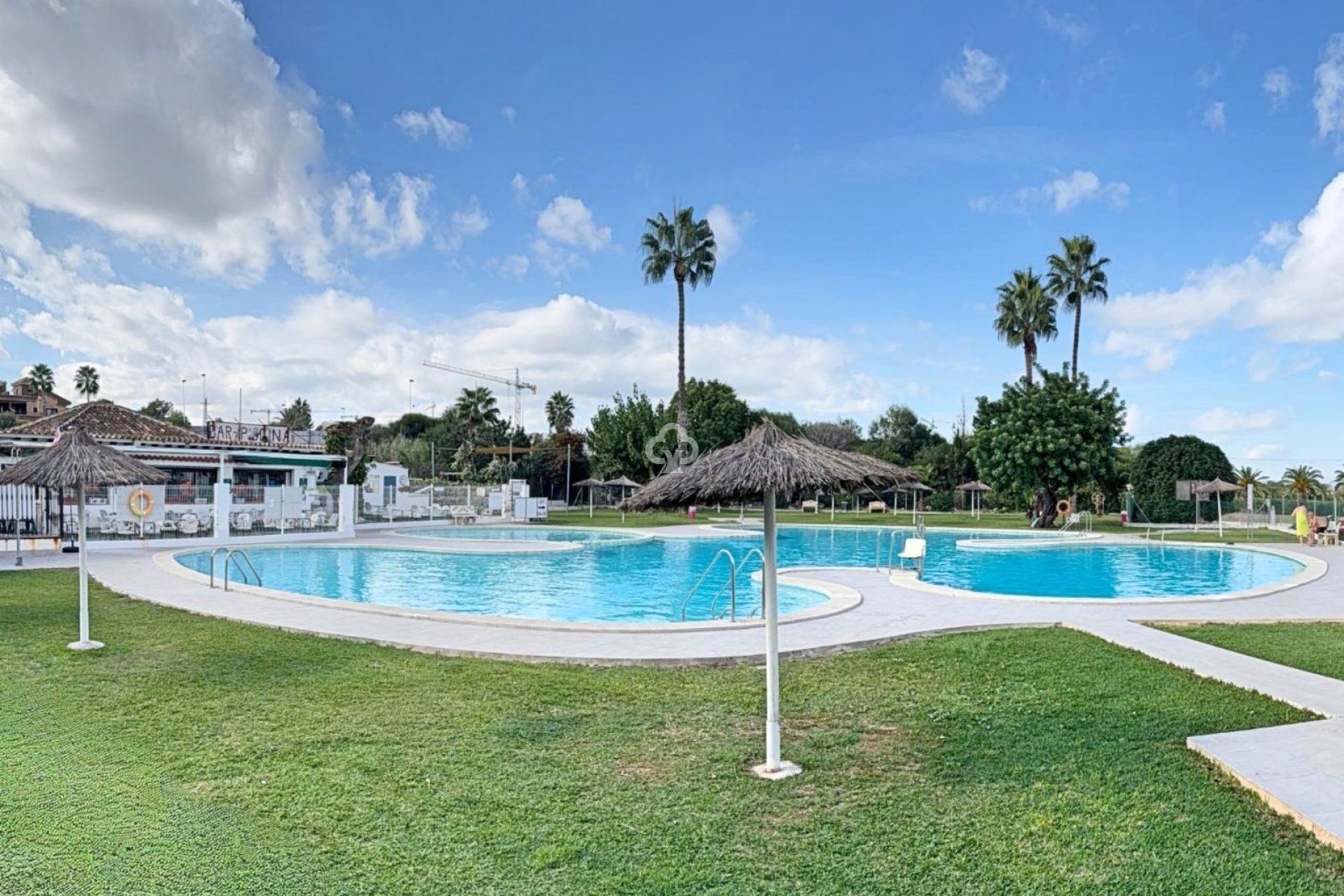 Resale - Bungalow -
Torrevieja - Los balcones