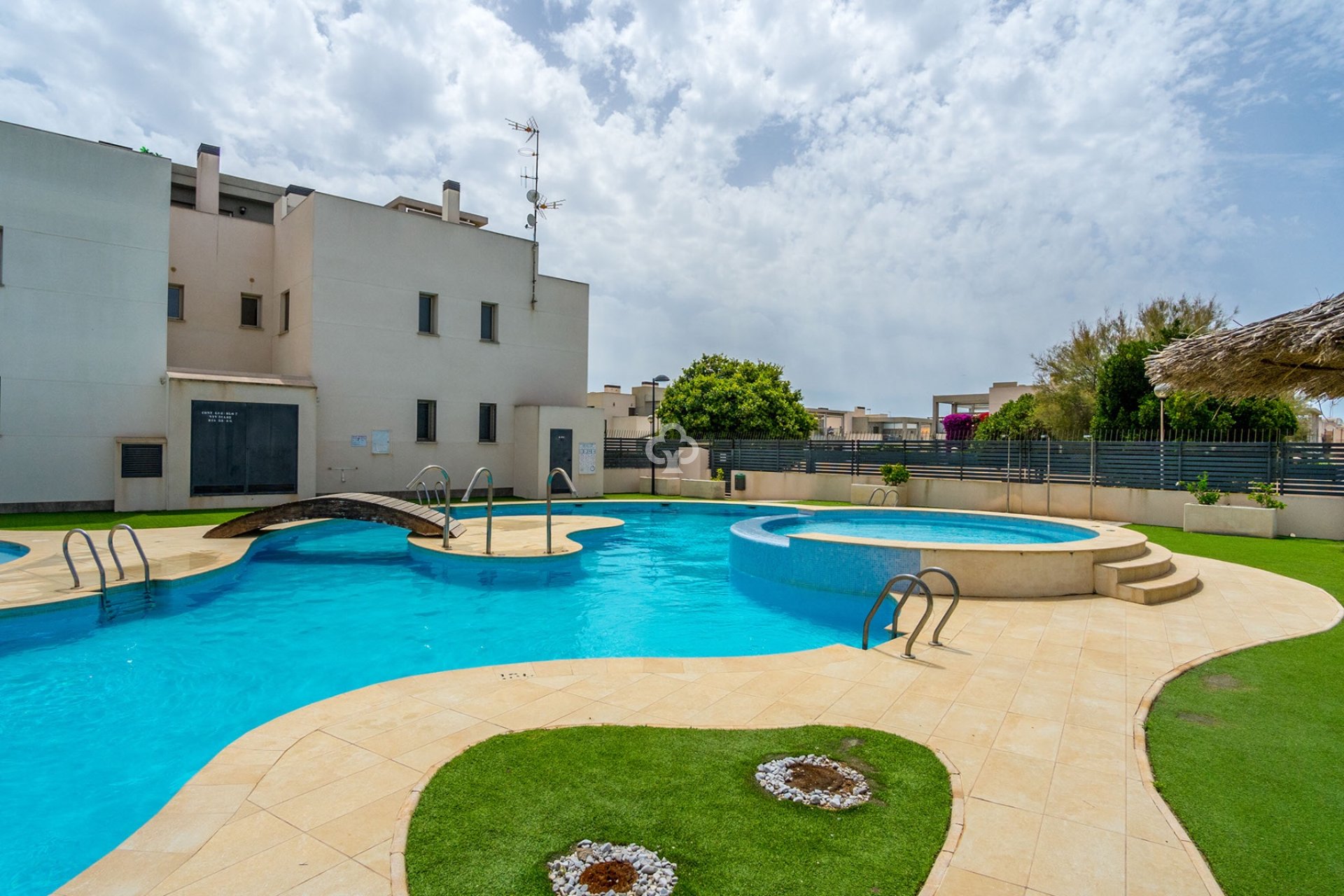 Resale - Bungalow -
Torrevieja - Nueva Torrevieja - Aguas Nuevas