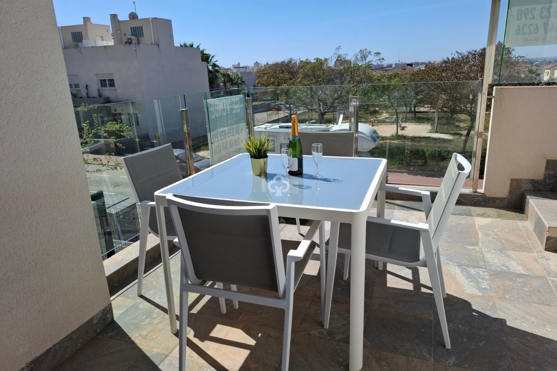 Resale - Bungalow -
Torrevieja - Nueva Torrevieja - Aguas Nuevas