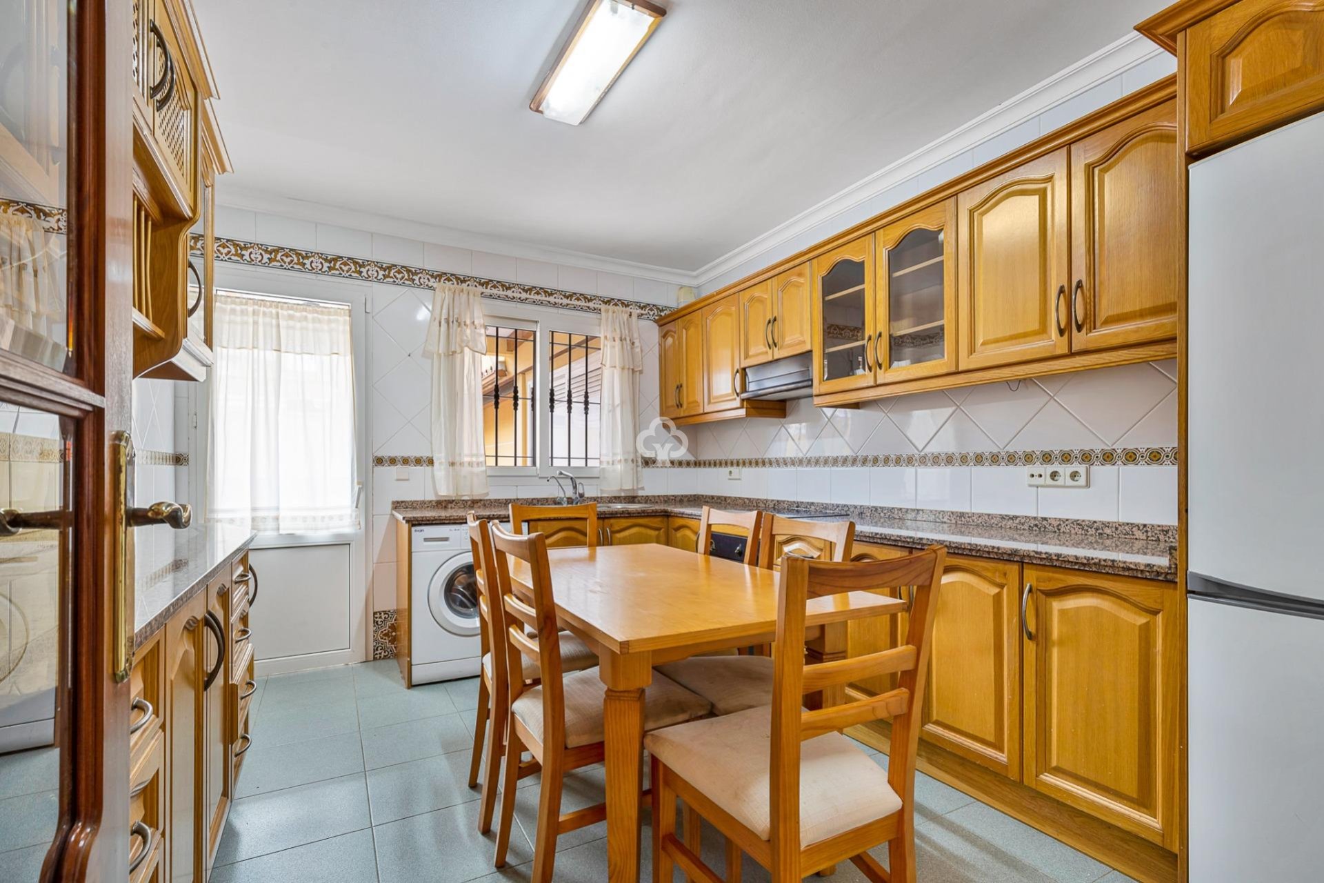 Resale - Casa -
Fuengirola - Los Boliches