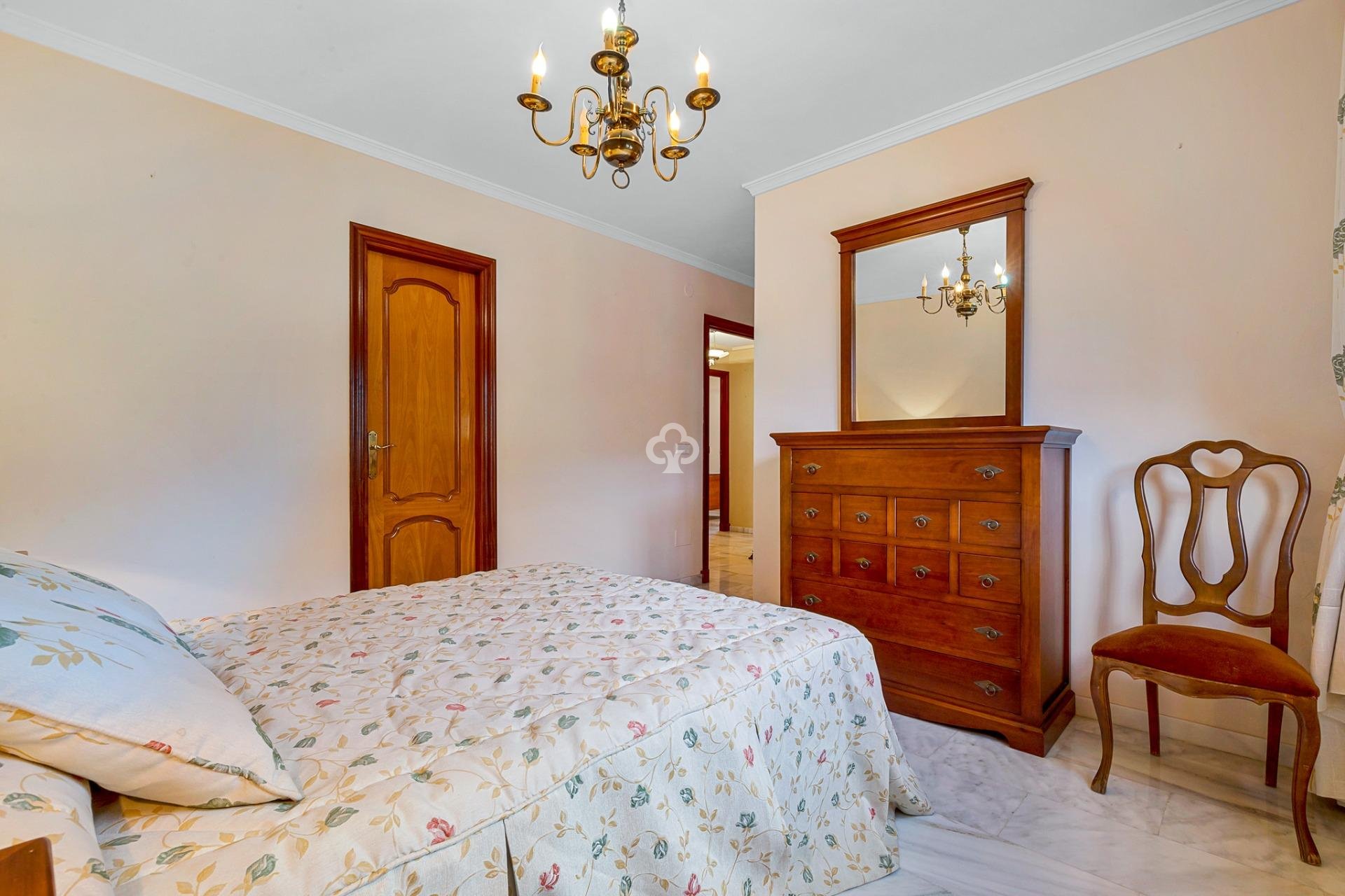 Resale - Casa -
Fuengirola - Los Boliches