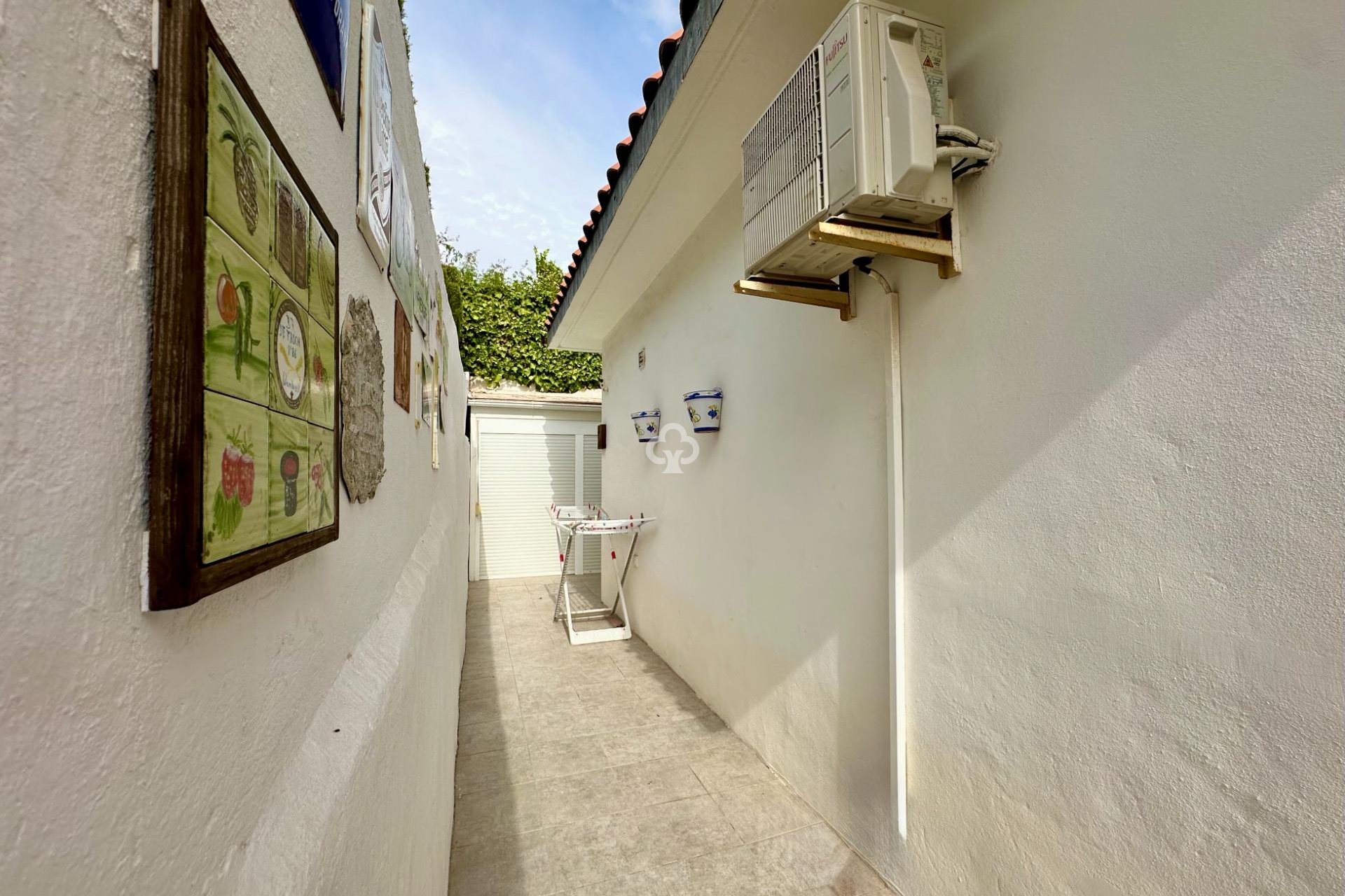 Resale - Casa -
Fuengirola - Los Pacos