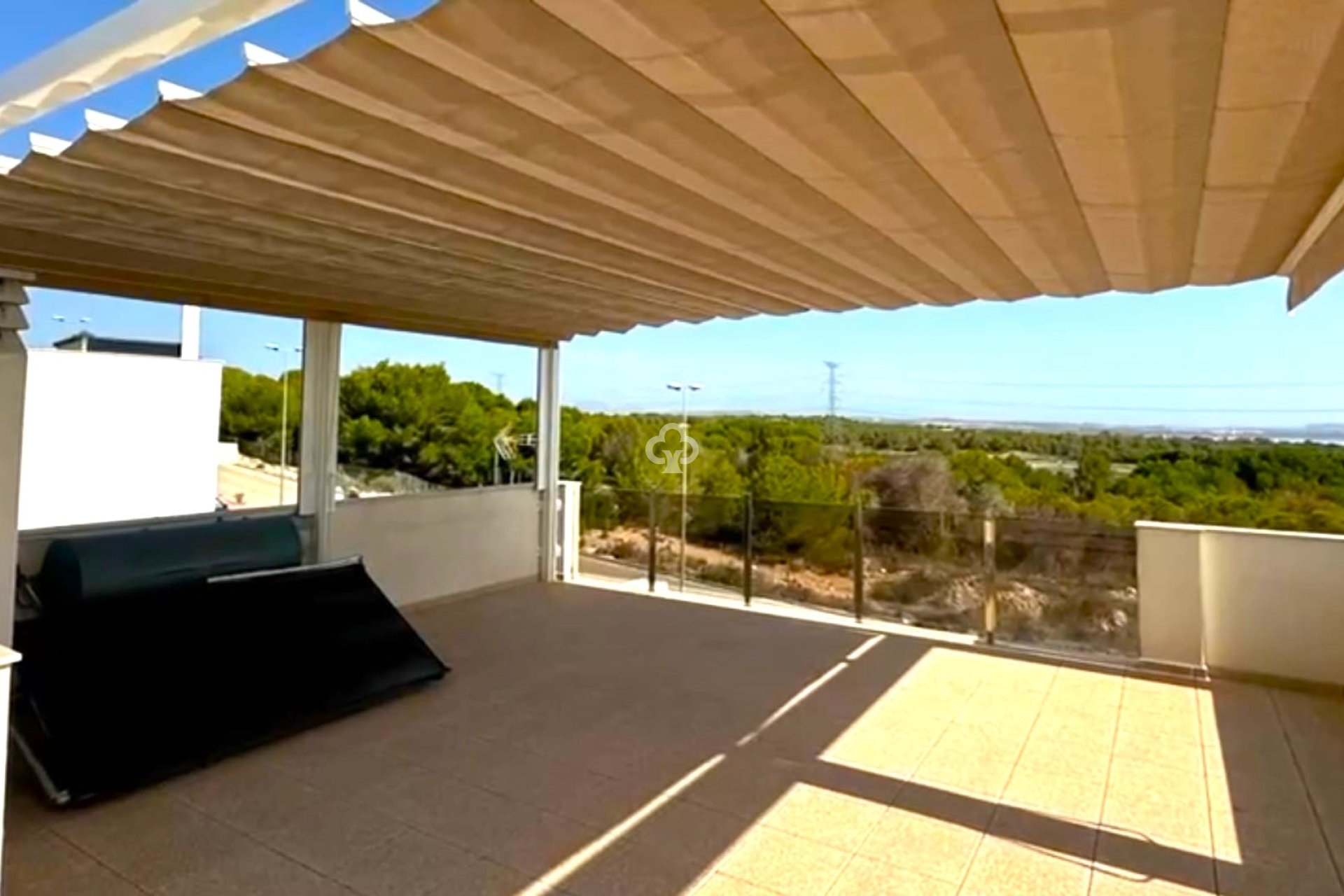Resale - Chalet independiente -
Orihuela Costa - Villamartín