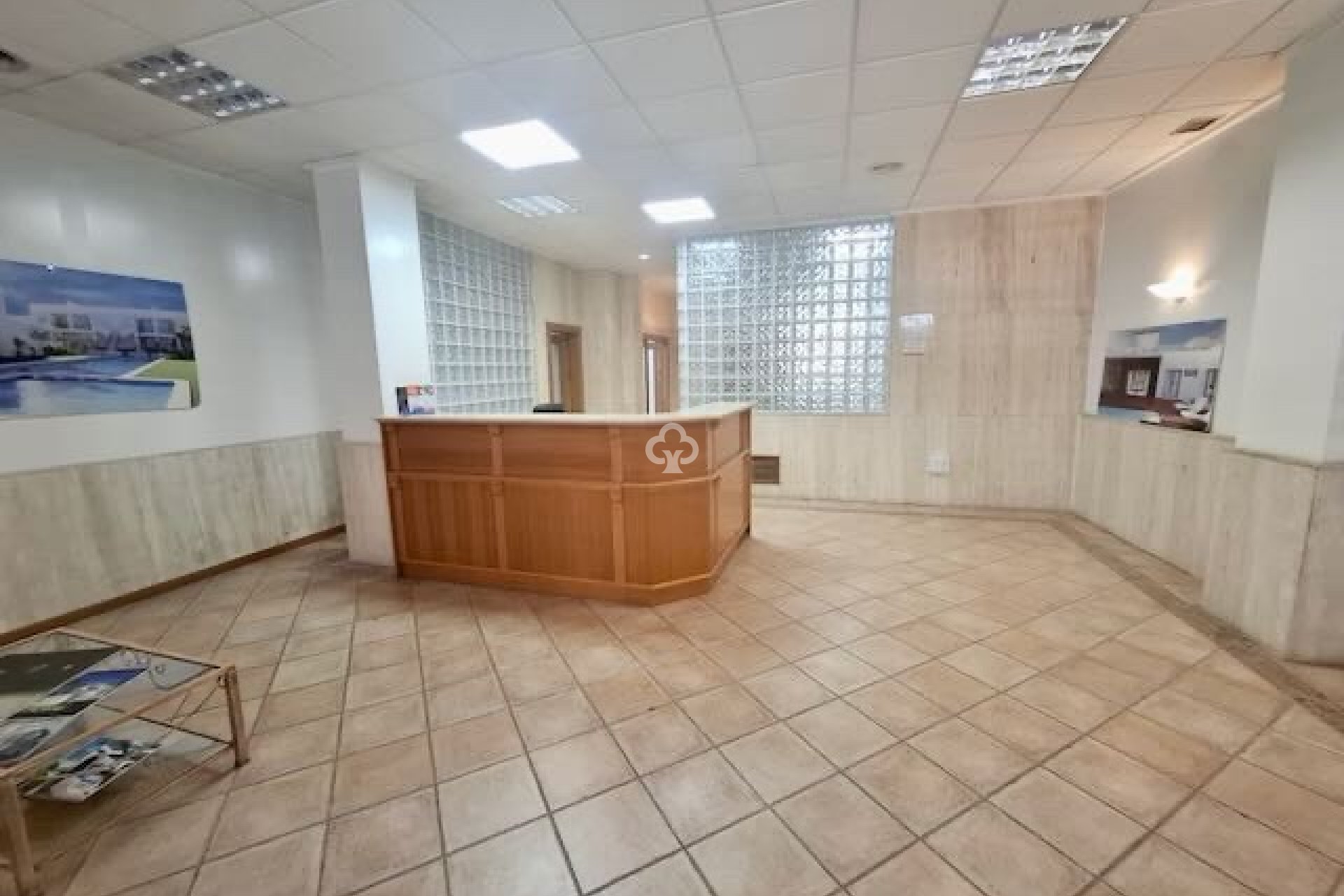 Resale - Commercial -
Torrevieja - 03182, Avenida de las Habaneras