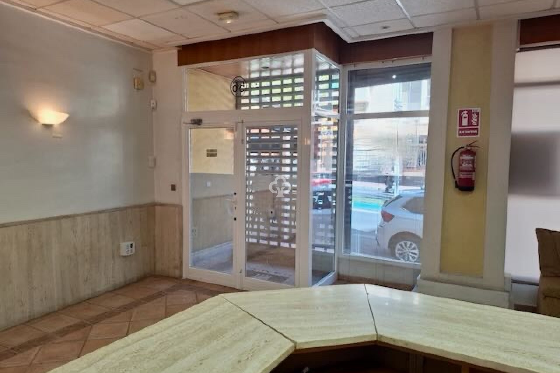 Resale - Commercial -
Torrevieja - 03182, Avenida de las Habaneras