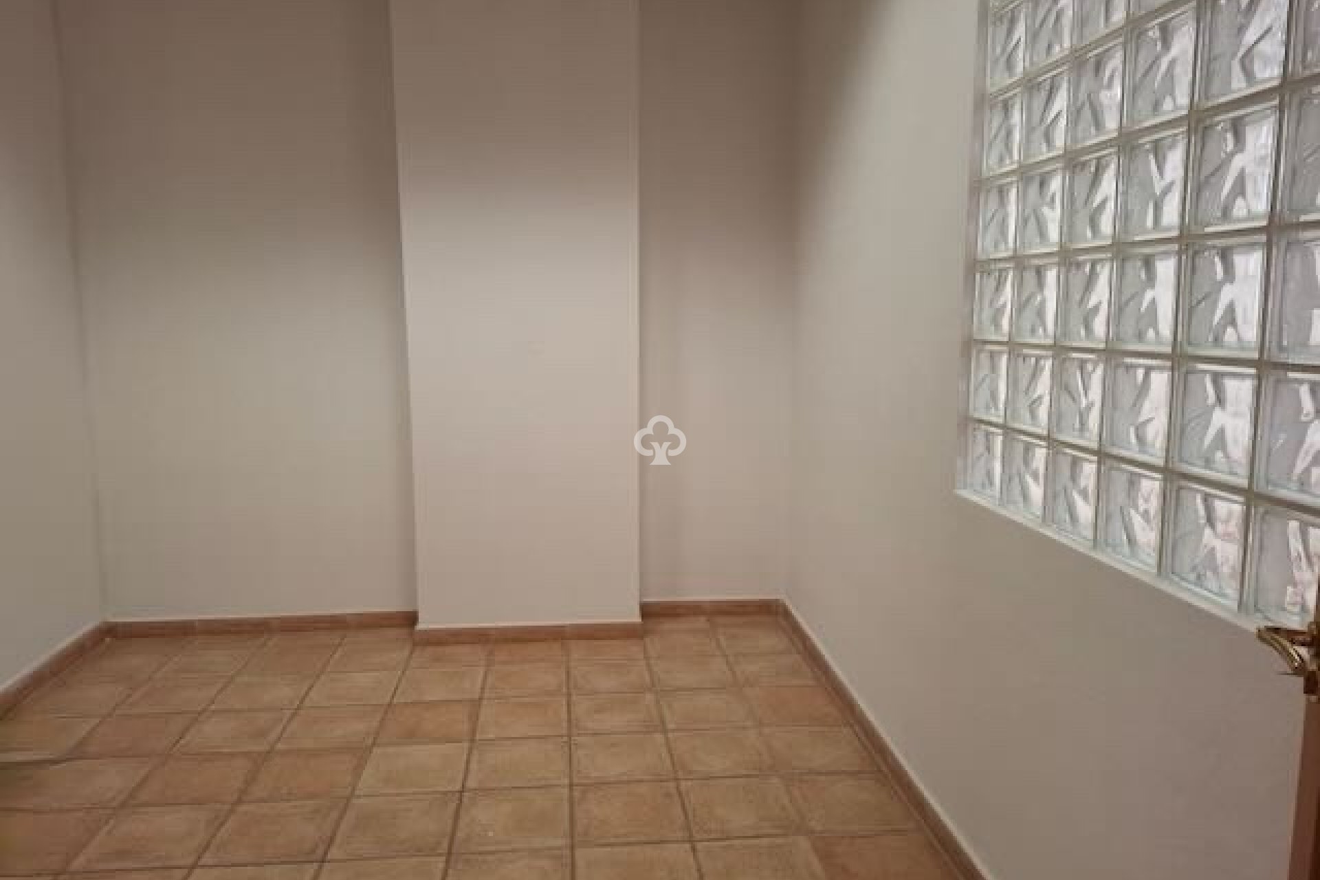 Resale - Commercial -
Torrevieja - 03182, Avenida de las Habaneras