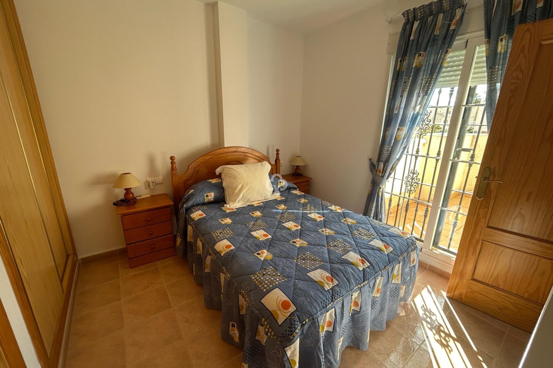 Resale - Duplex -
Torrevieja - 03184