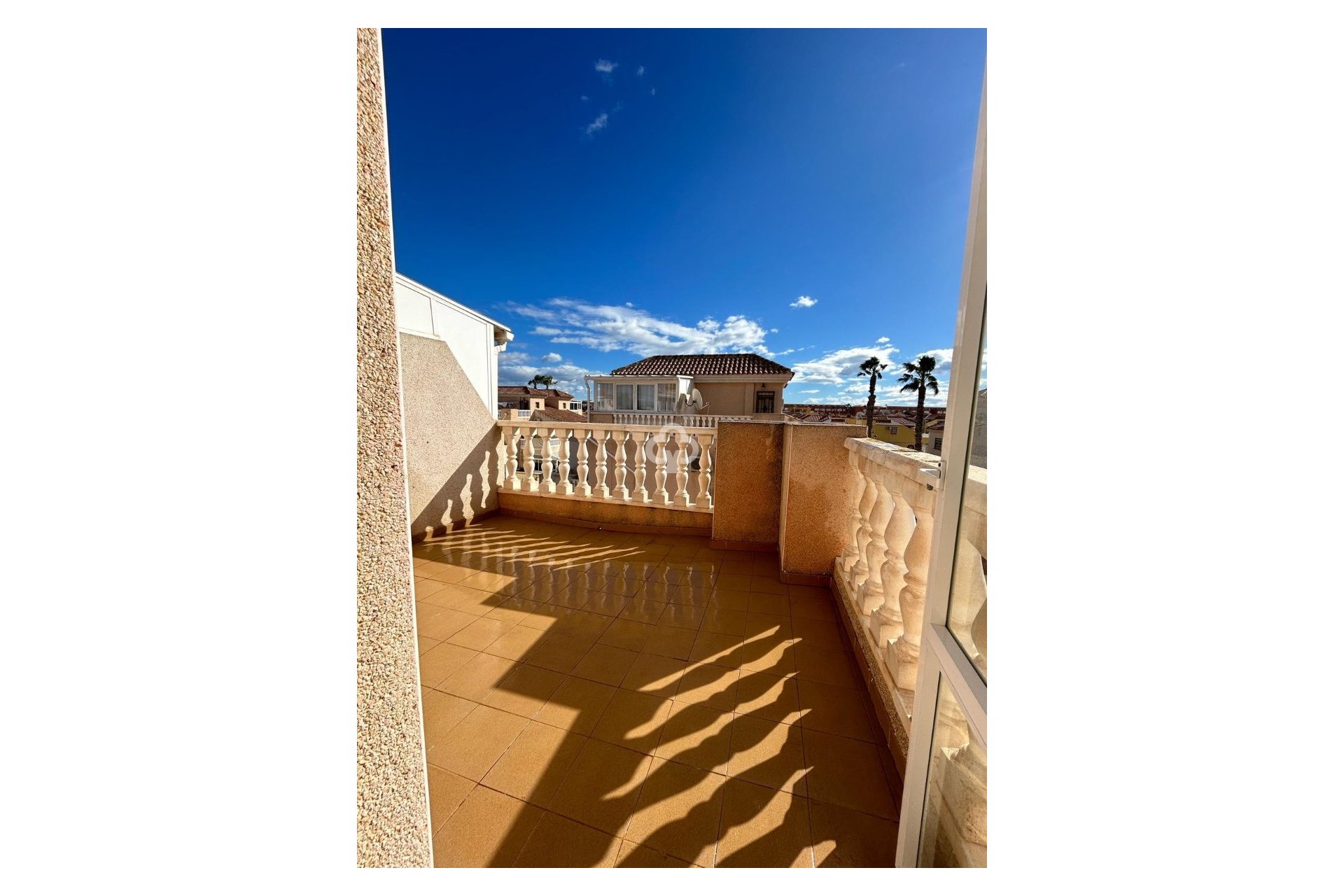 Resale - Duplex -
Torrevieja - 03184