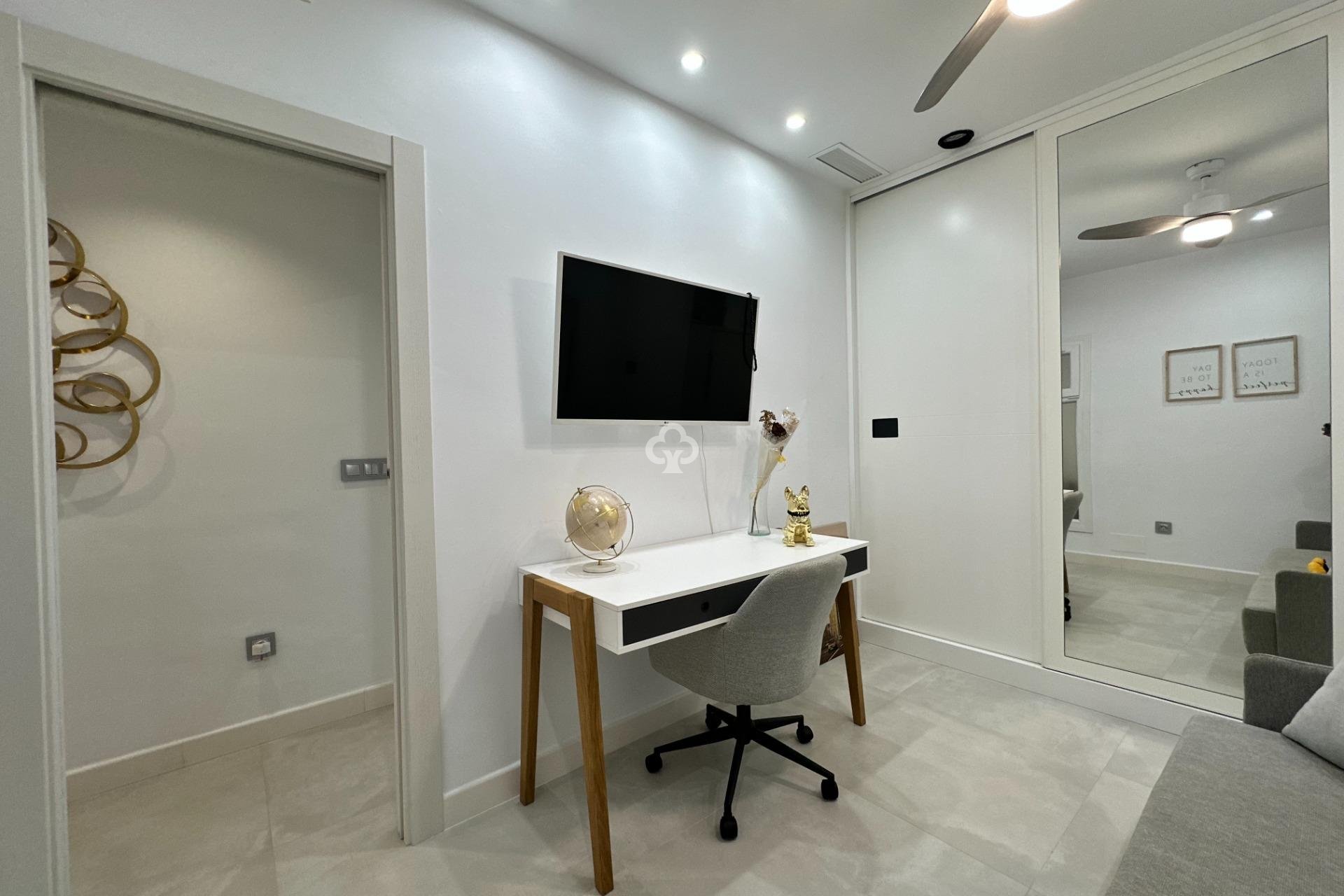 Resale - Ground floor -
Torremolinos - Playa el bajondillo