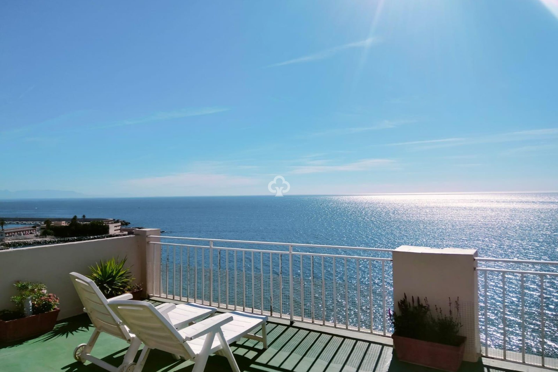 Resale - Penthouse -
Fuengirola - Puerto Deportivo