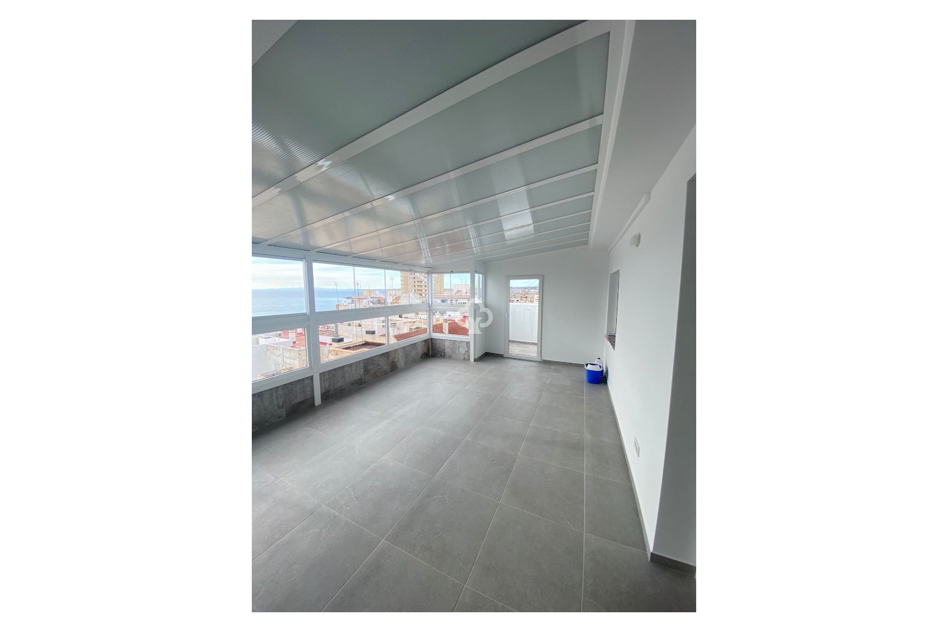 Resale - Penthouse -
Torrevieja - 03182, Calle Gumersindo