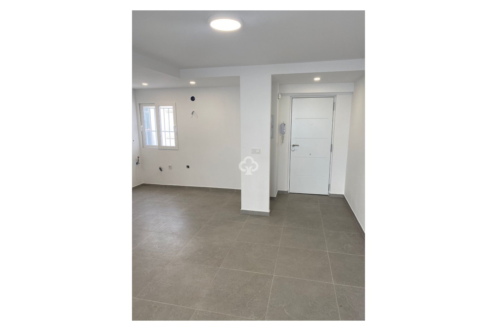 Resale - Penthouse -
Torrevieja - 03182, Calle Gumersindo