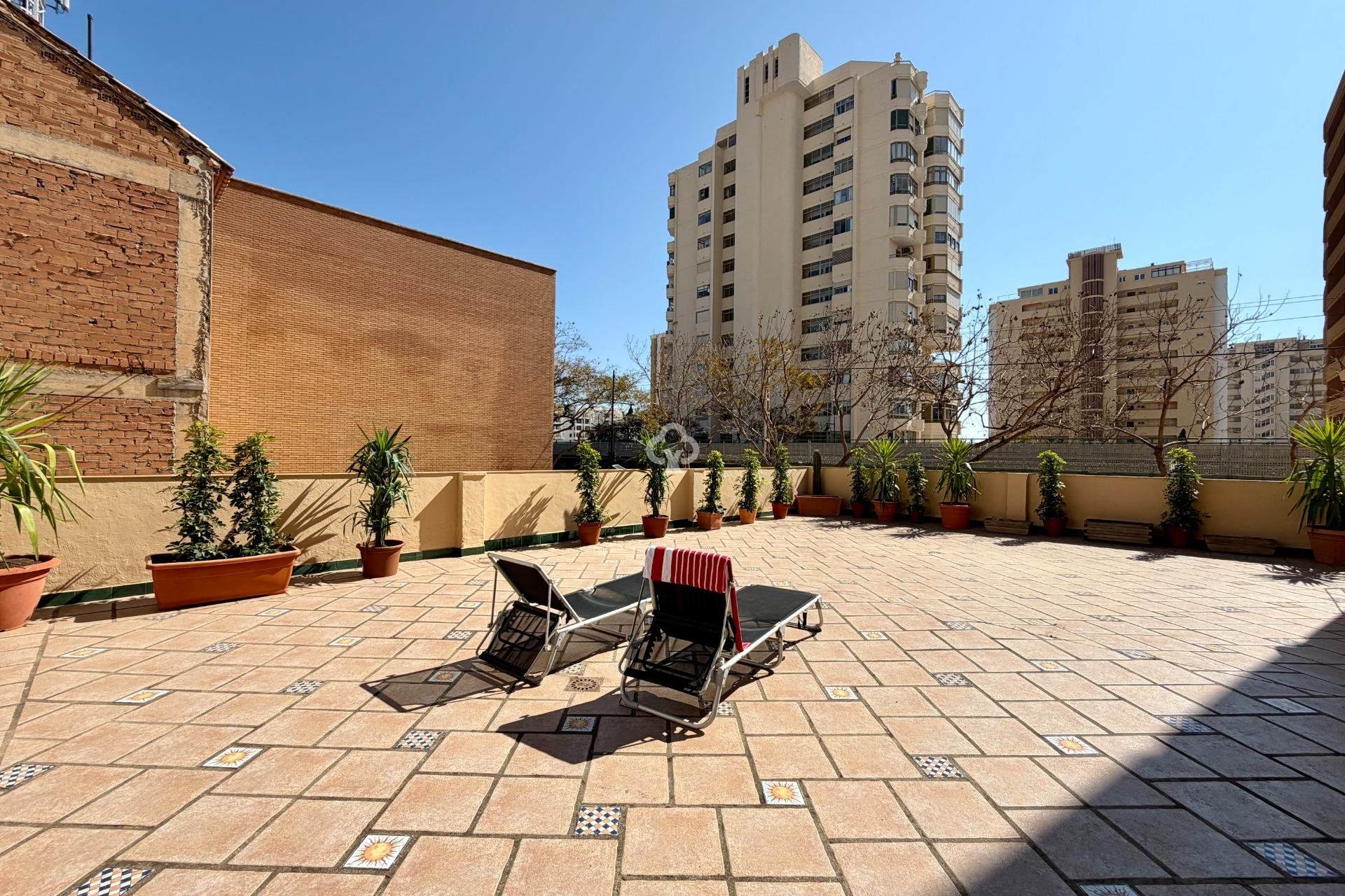 Resale - Piso -
Fuengirola - Los Boliches