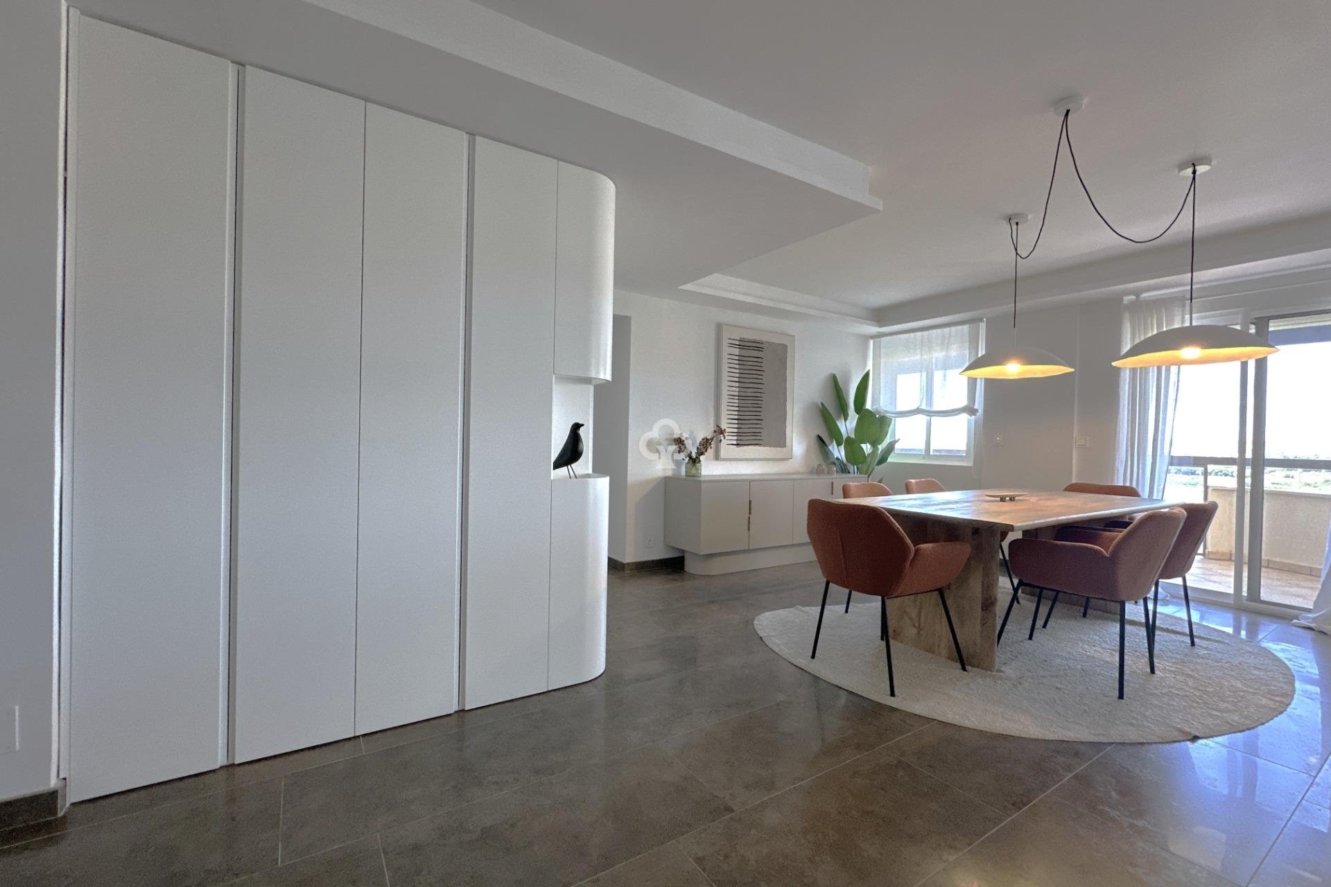 Resale - Piso -
Fuengirola - Los Pacos